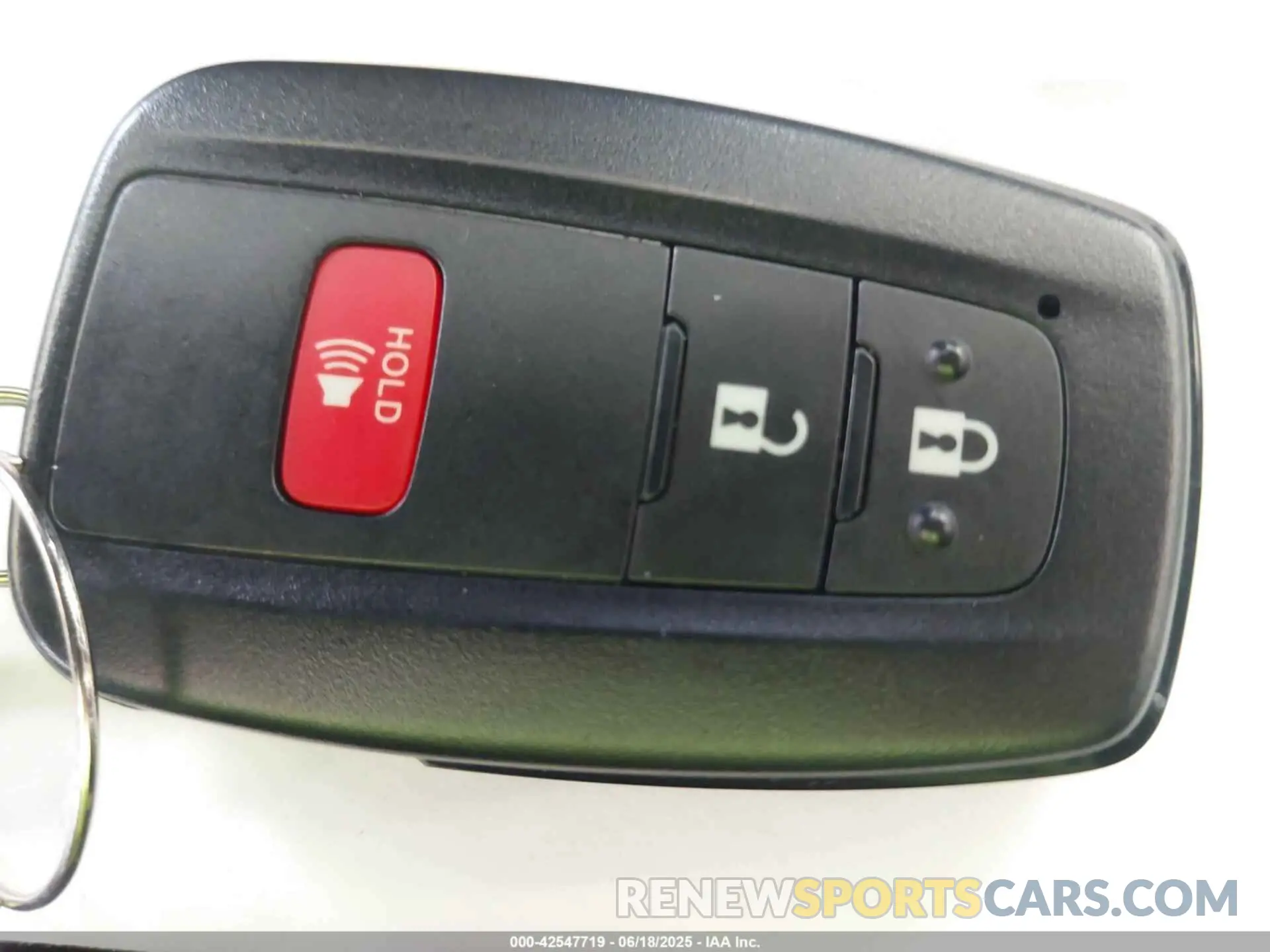 11 Photograph of a damaged car JTMRWRFV2SD286524 TOYOTA RAV4 HYBRID 2025