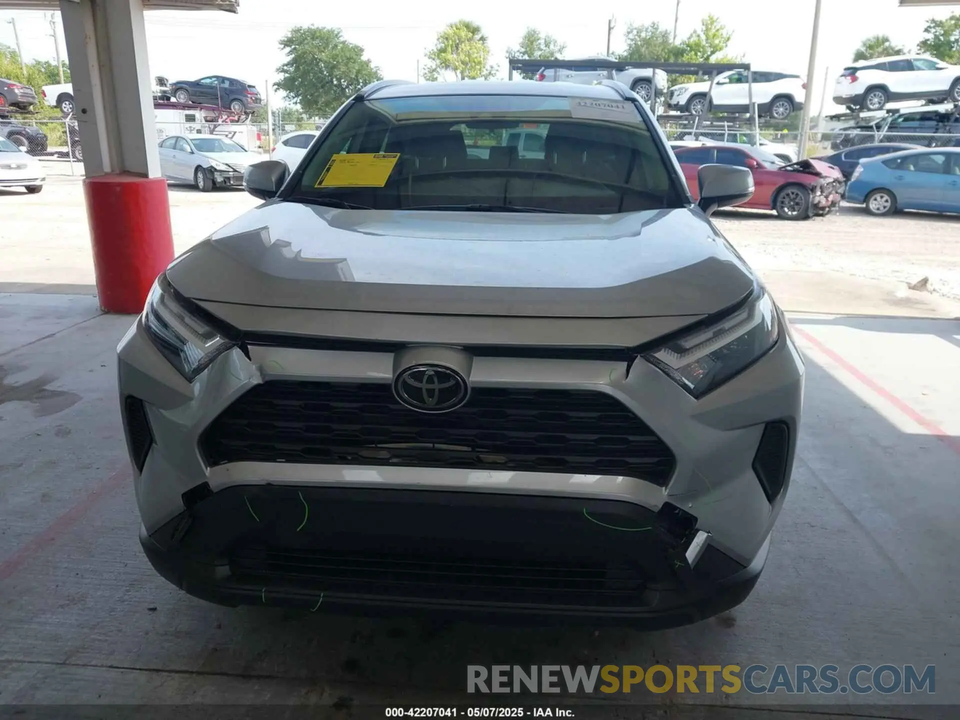 12 Photograph of a damaged car JTMRWRFV5SJ063802 TOYOTA RAV4 HYBRID 2025