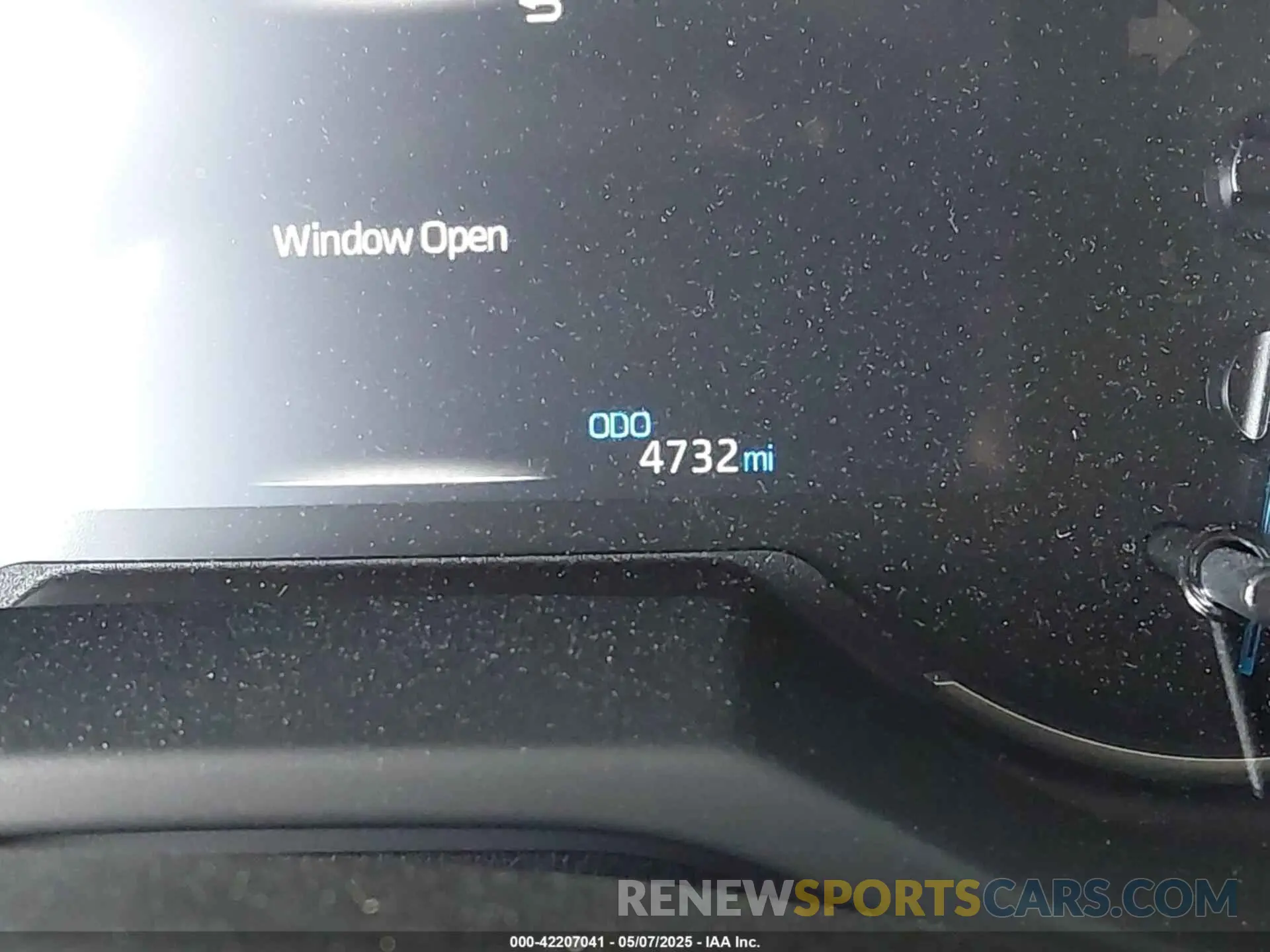 15 Photograph of a damaged car JTMRWRFV5SJ063802 TOYOTA RAV4 HYBRID 2025