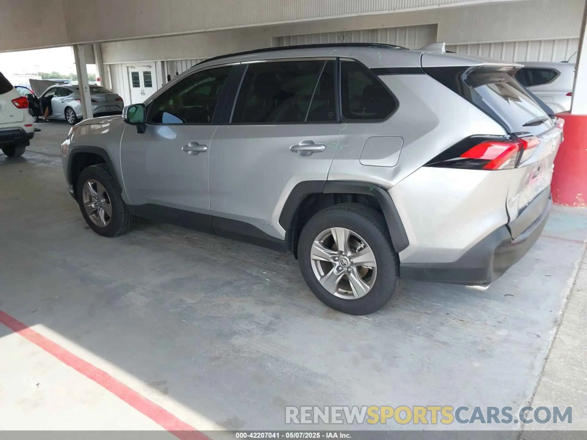 3 Photograph of a damaged car JTMRWRFV5SJ063802 TOYOTA RAV4 HYBRID 2025
