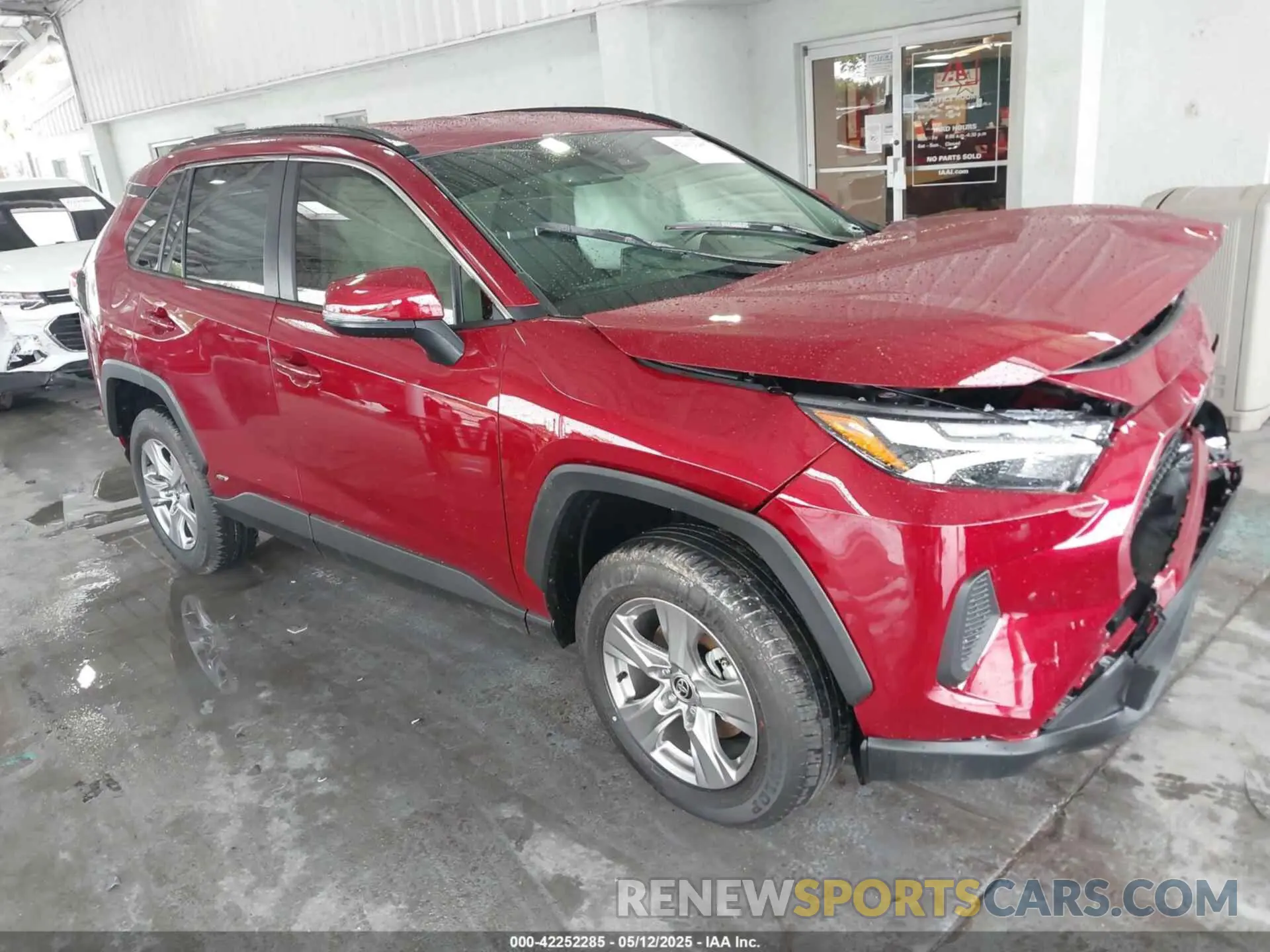 1 Photograph of a damaged car JTMRWRFV8SD301981 TOYOTA RAV4 HYBRID 2025