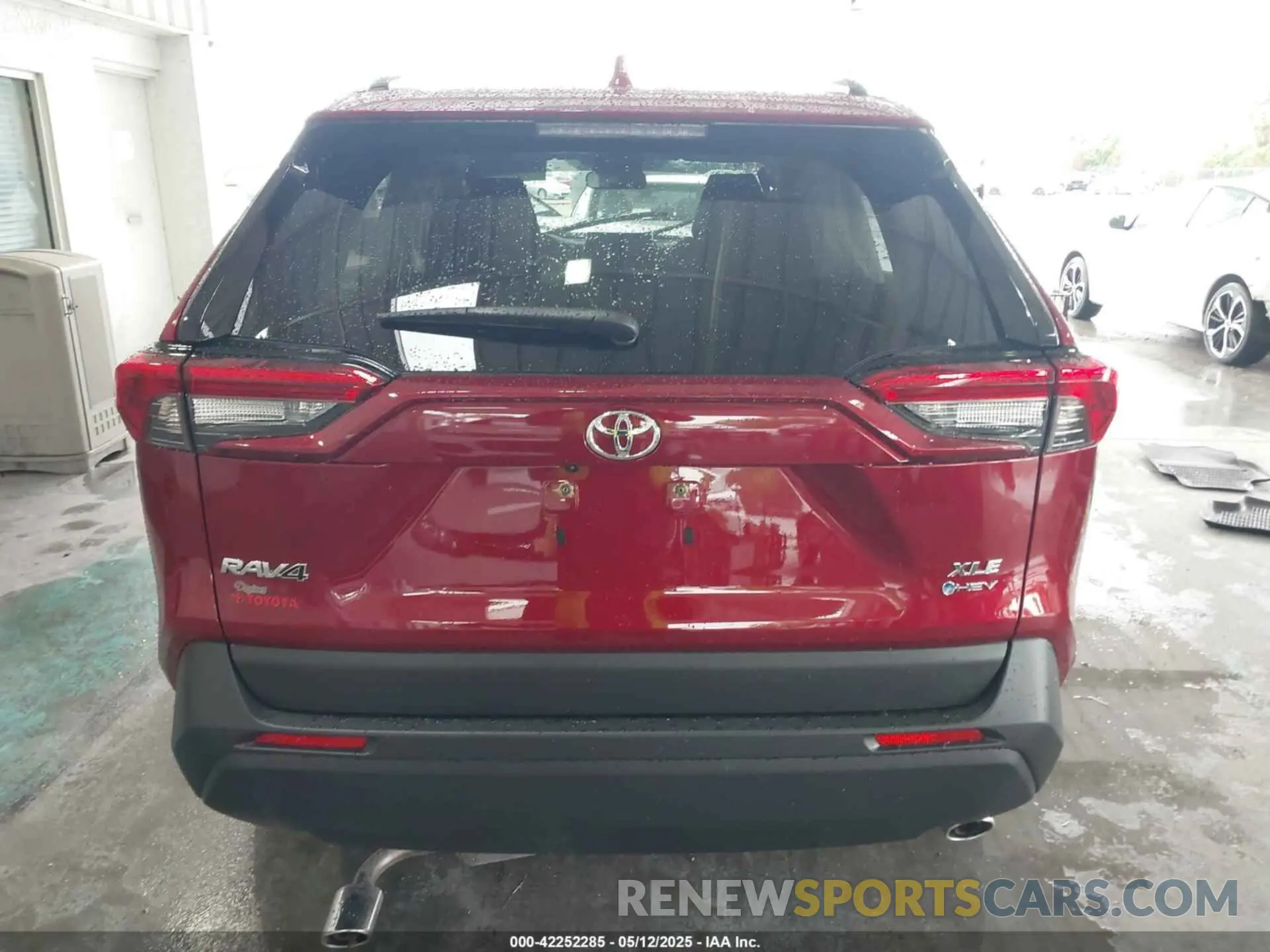 16 Photograph of a damaged car JTMRWRFV8SD301981 TOYOTA RAV4 HYBRID 2025