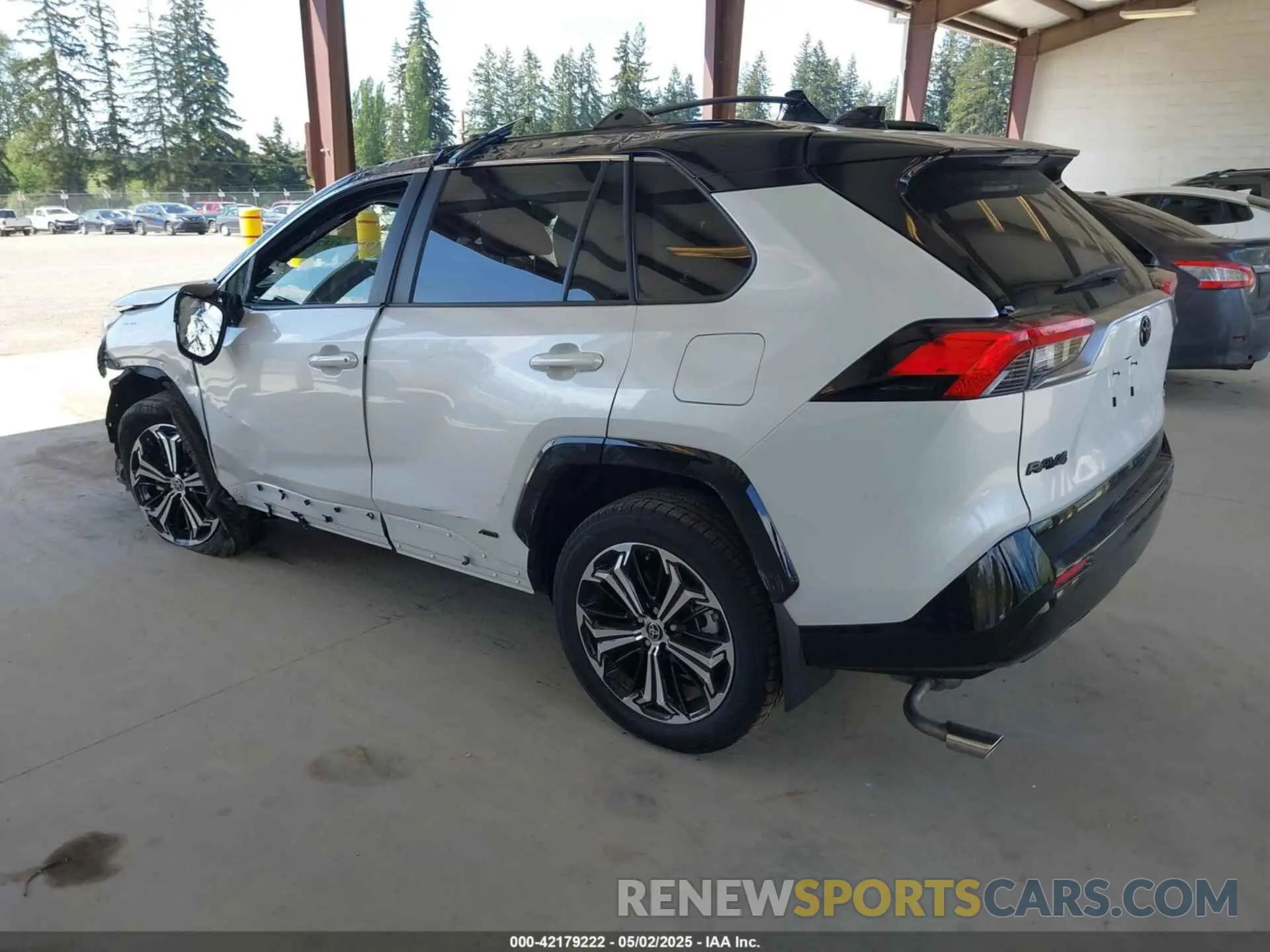 3 Photograph of a damaged car JTMEB3FV4SD251779 TOYOTA RAV4 PLUG-IN HYBRID 2025