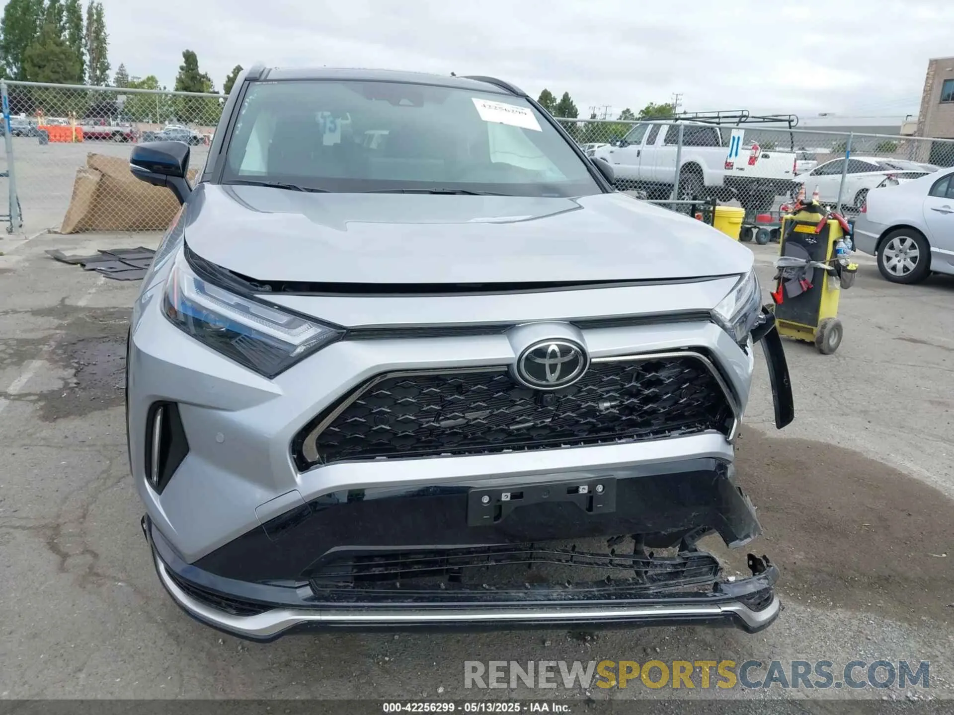 12 Photograph of a damaged car JTMFB3FV0SD238869 TOYOTA RAV4 PLUG-IN HYBRID 2025