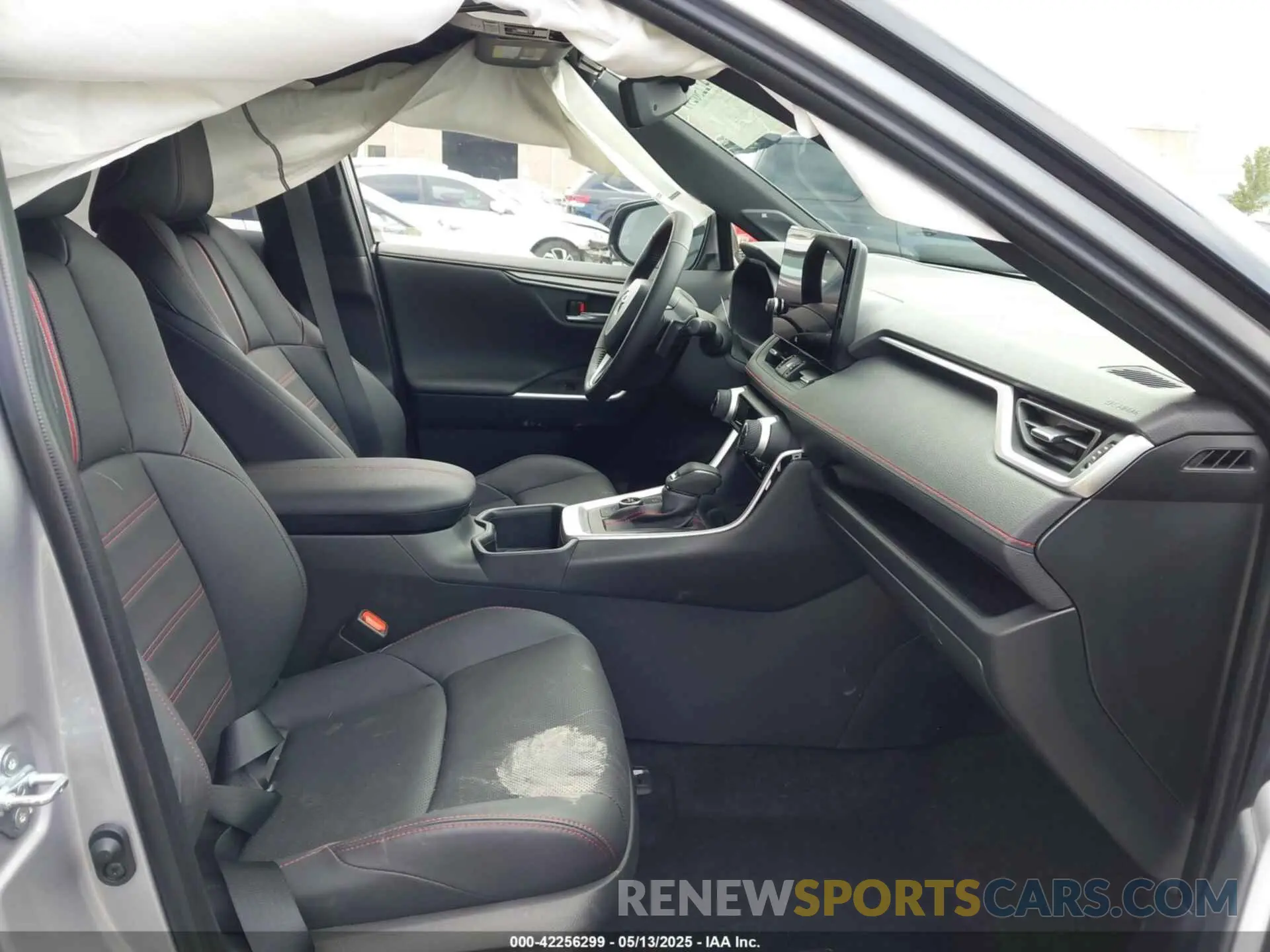 5 Photograph of a damaged car JTMFB3FV0SD238869 TOYOTA RAV4 PLUG-IN HYBRID 2025