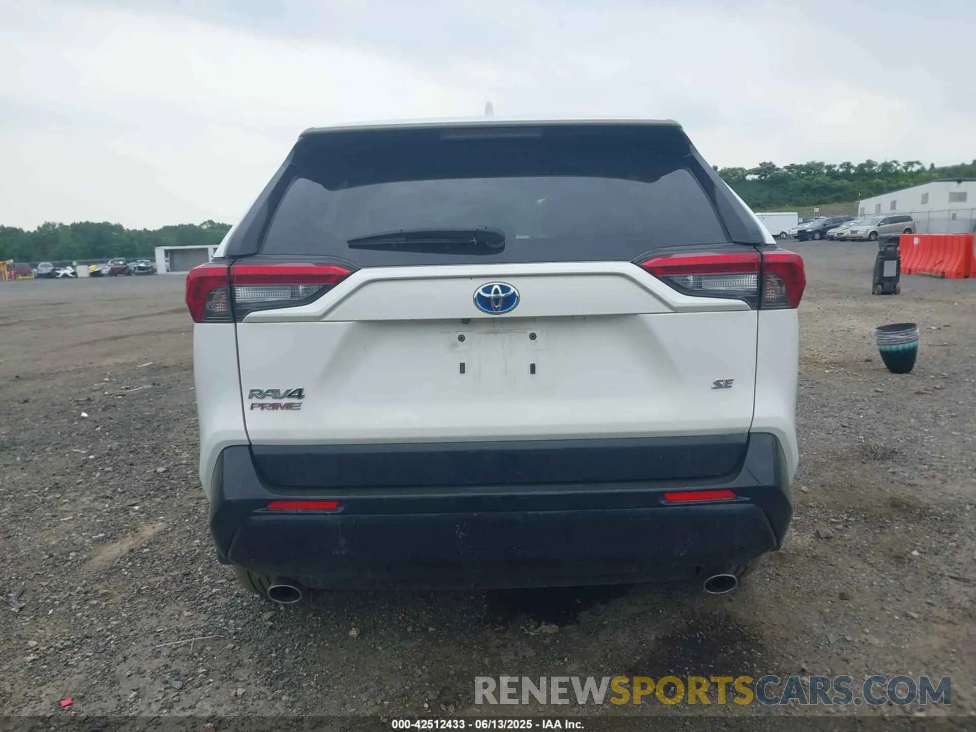 16 Photograph of a damaged car JTMAB3FV0MD054061 TOYOTA RAV4 PRIME 2021