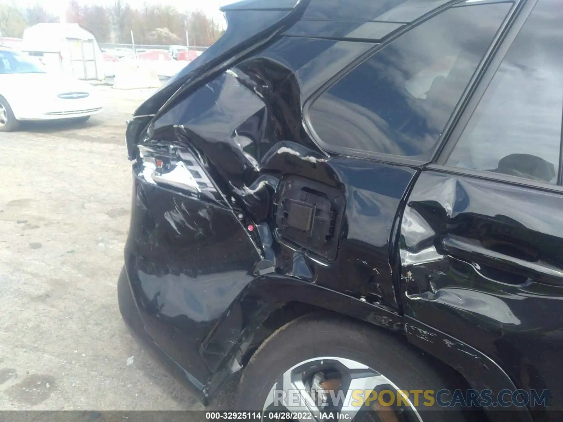 6 Photograph of a damaged car JTMAB3FV3MD053499 TOYOTA RAV4 PRIME 2021