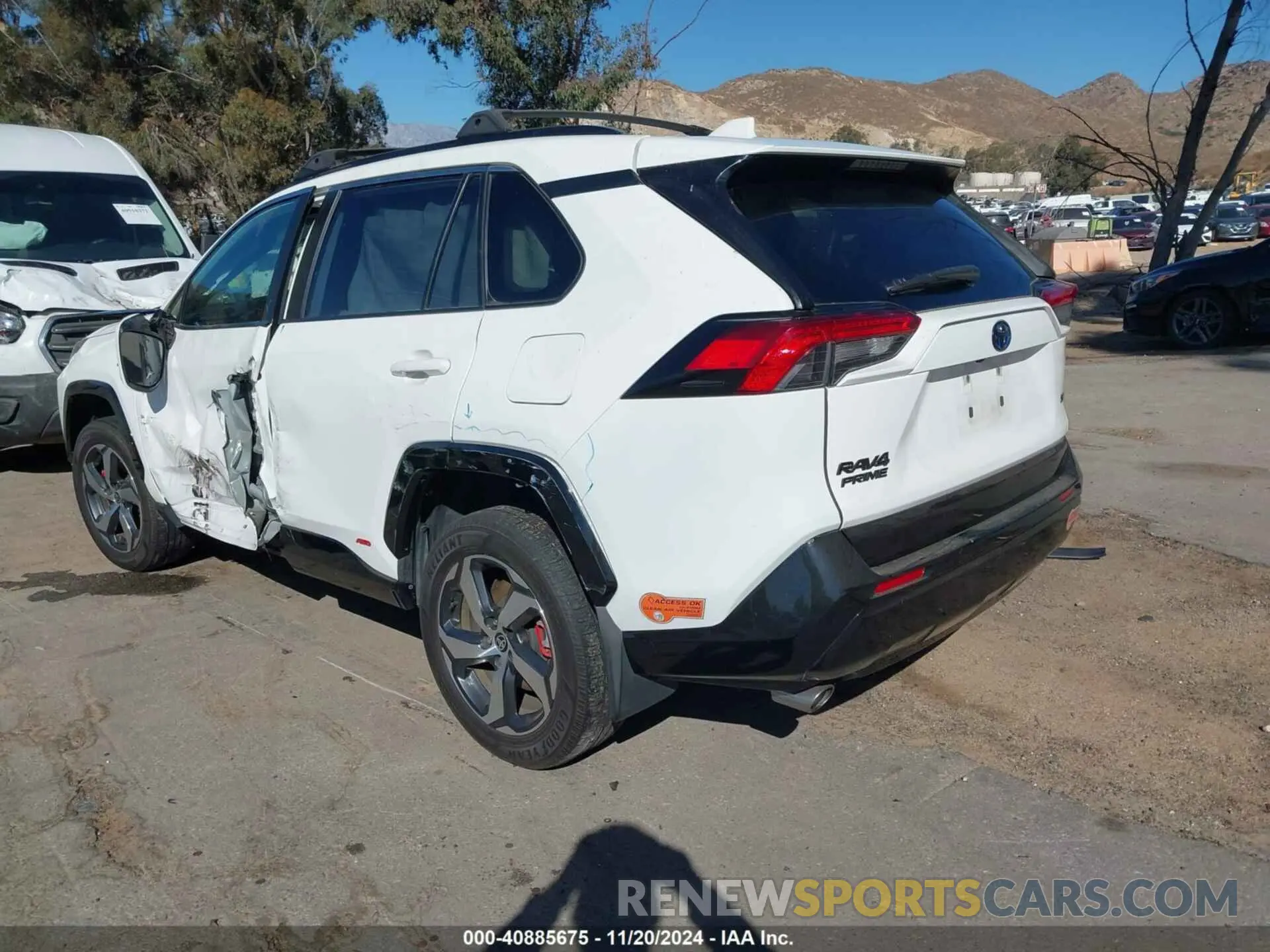 3 Photograph of a damaged car JTMAB3FV7MD003107 TOYOTA RAV4 PRIME 2021