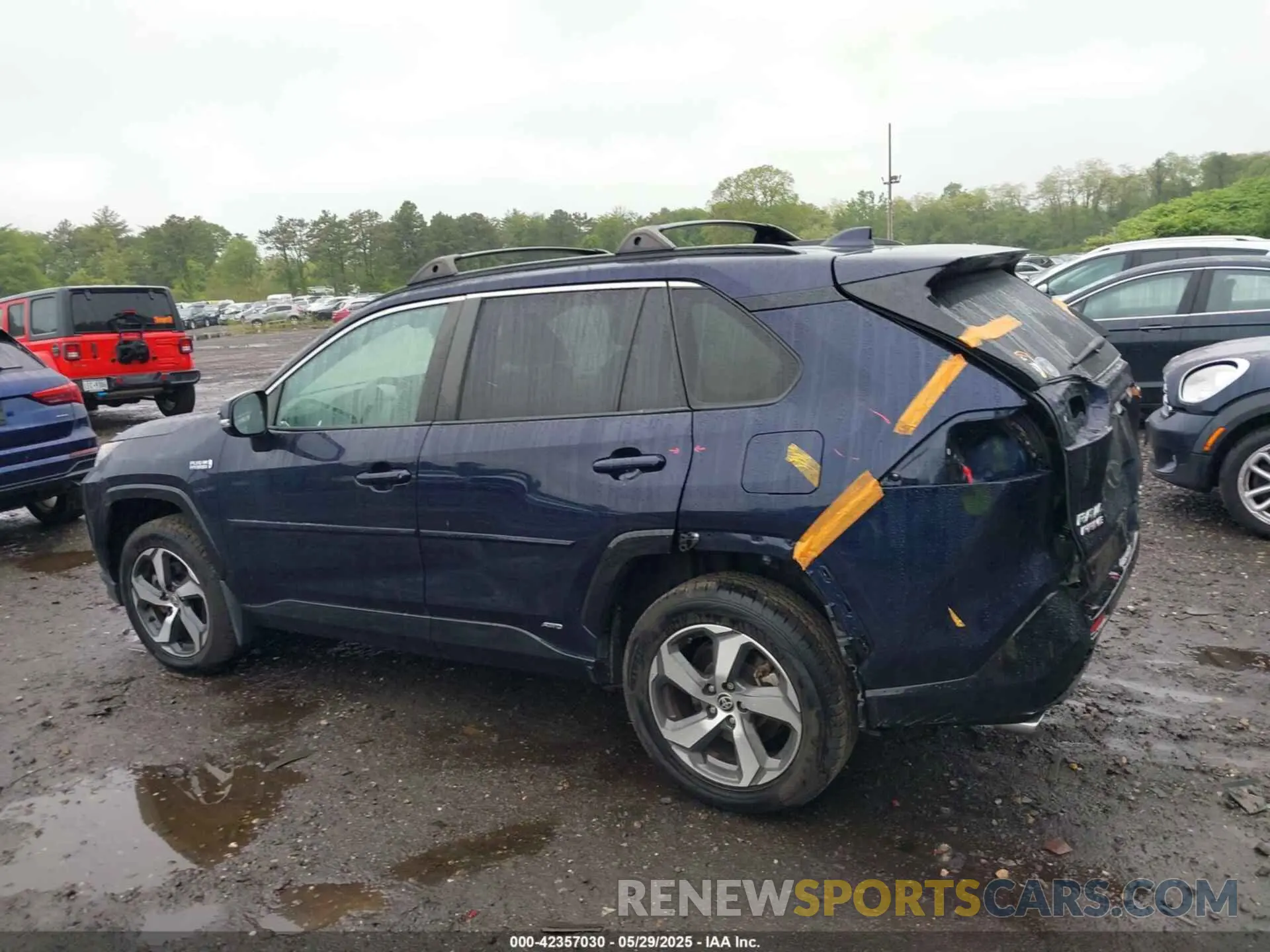 14 Photograph of a damaged car JTMAB3FV9MD051787 TOYOTA RAV4 PRIME 2021