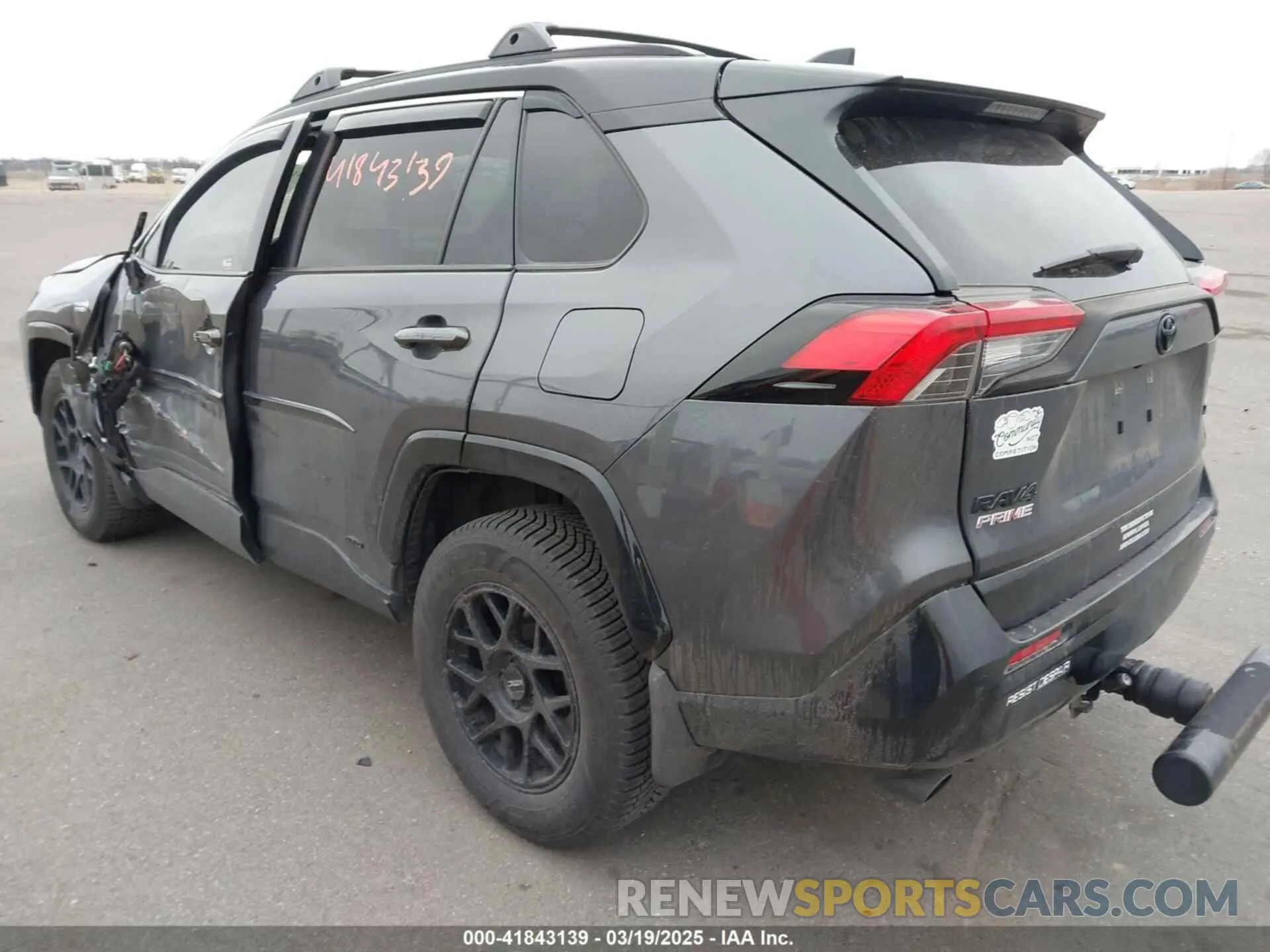 3 Photograph of a damaged car JTMFB3FV2MD013307 TOYOTA RAV4 PRIME 2021