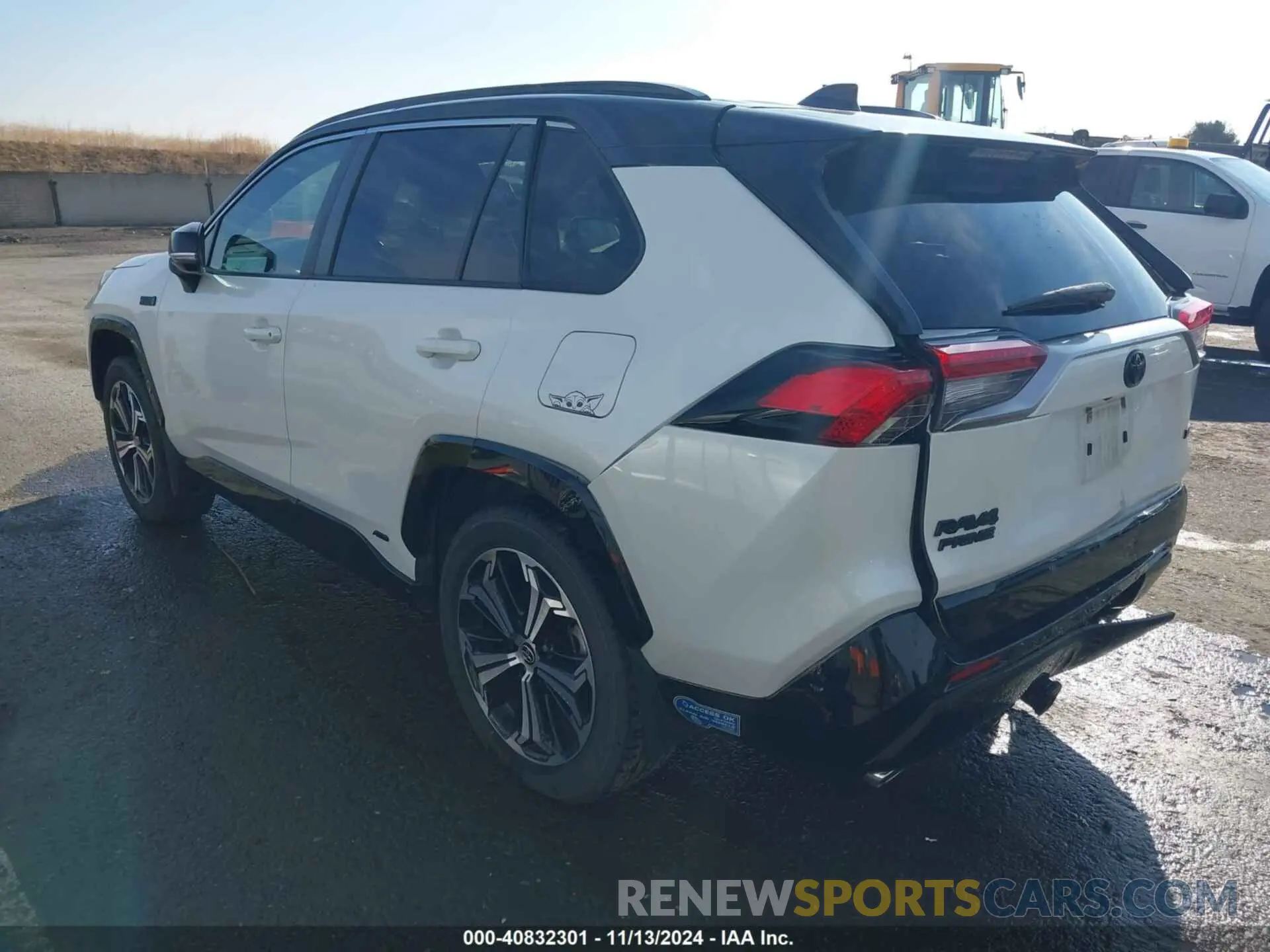 3 Photograph of a damaged car JTMFB3FV4MD015334 TOYOTA RAV4 PRIME 2021