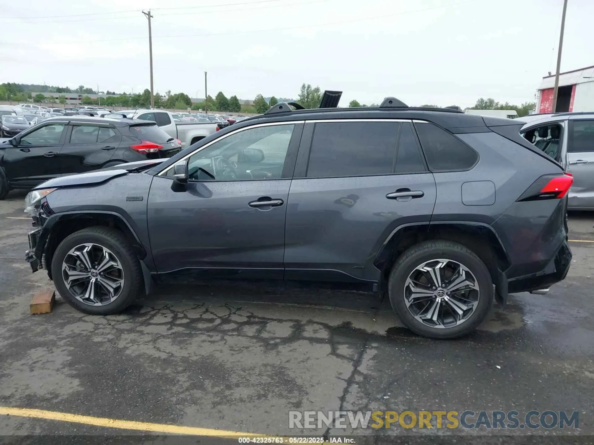 15 Photograph of a damaged car JTMFB3FV4MD065831 TOYOTA RAV4 PRIME 2021