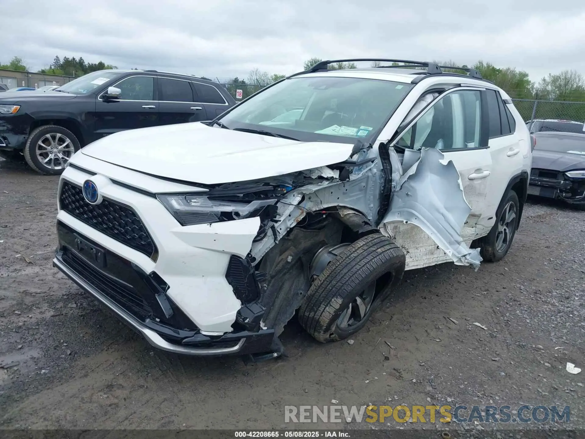 2 Photograph of a damaged car JTMAB3FV2ND103388 TOYOTA RAV4 PRIME 2022