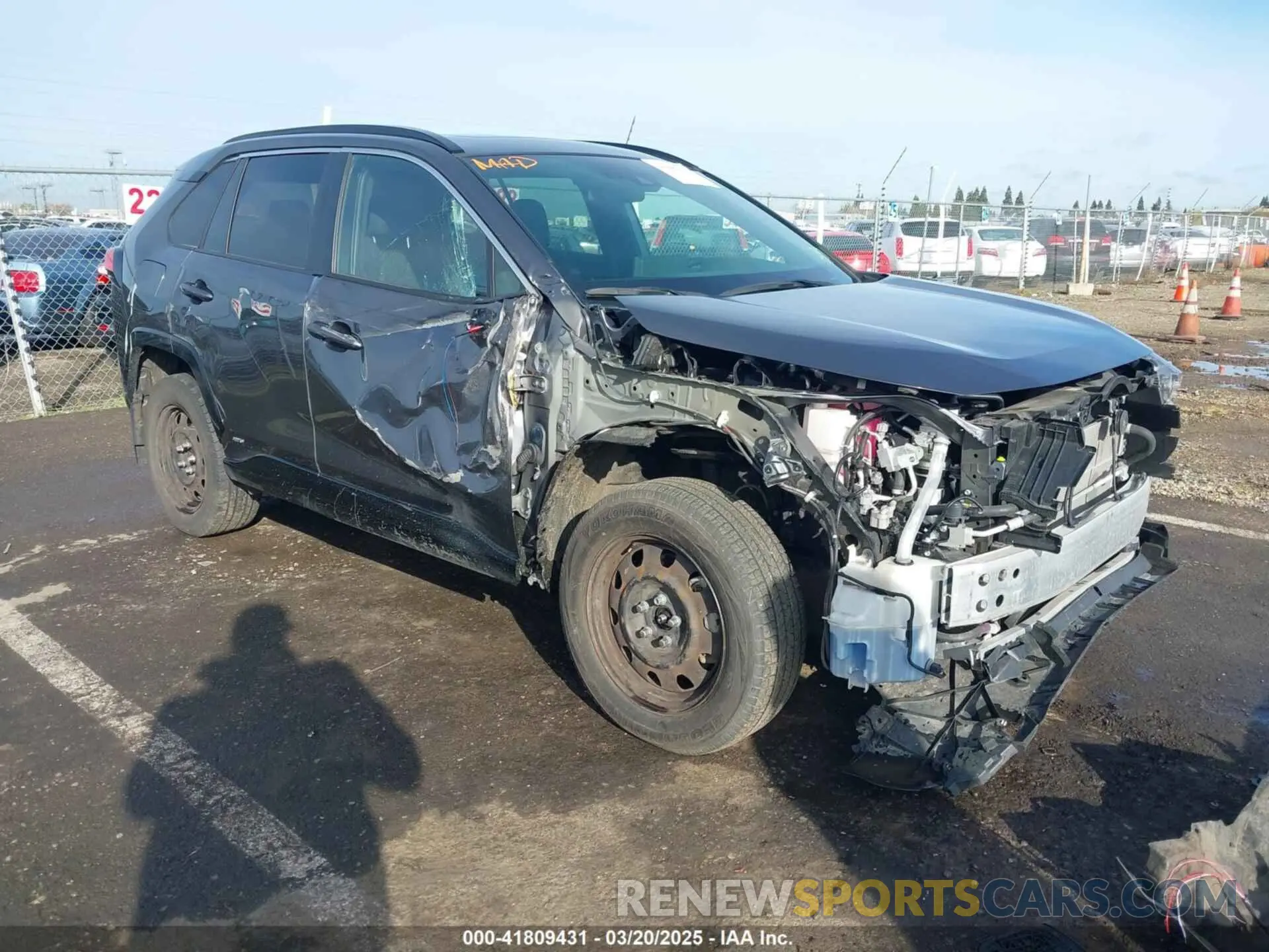 1 Photograph of a damaged car JTMAB3FV6ND108626 TOYOTA RAV4 PRIME 2022
