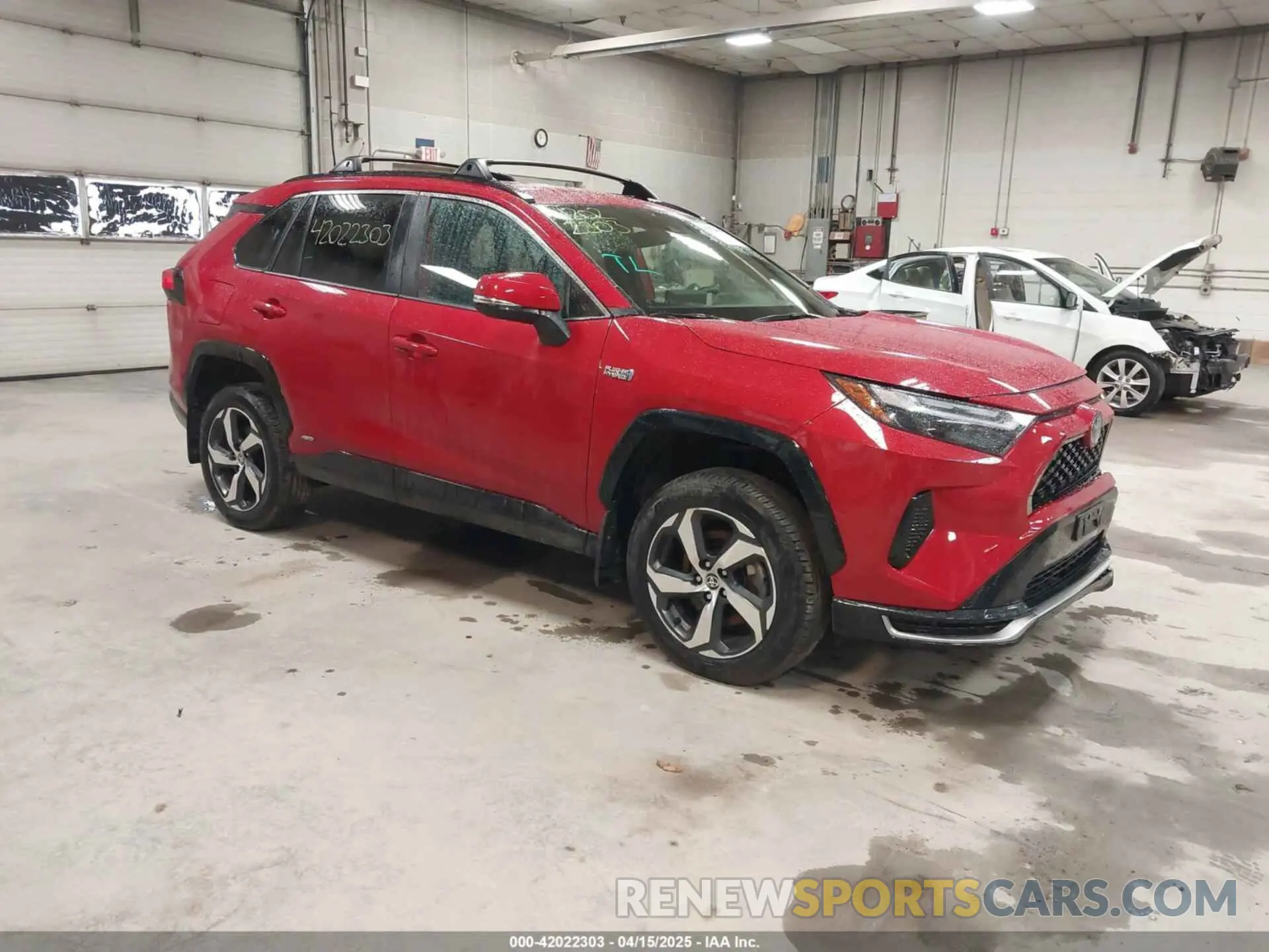 1 Photograph of a damaged car JTMCB3FV7ND087777 TOYOTA RAV4 PRIME 2022