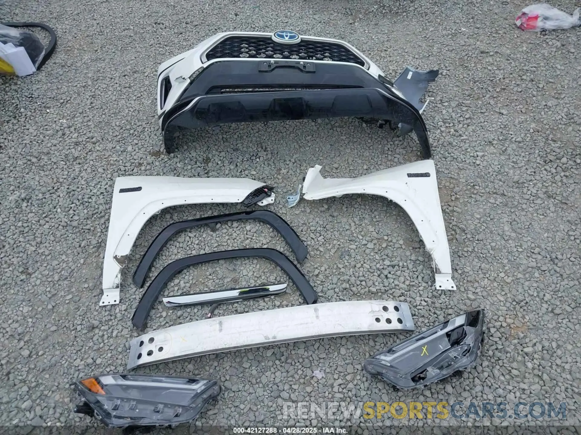 12 Photograph of a damaged car JTMEB3FV1ND100256 TOYOTA RAV4 PRIME 2022