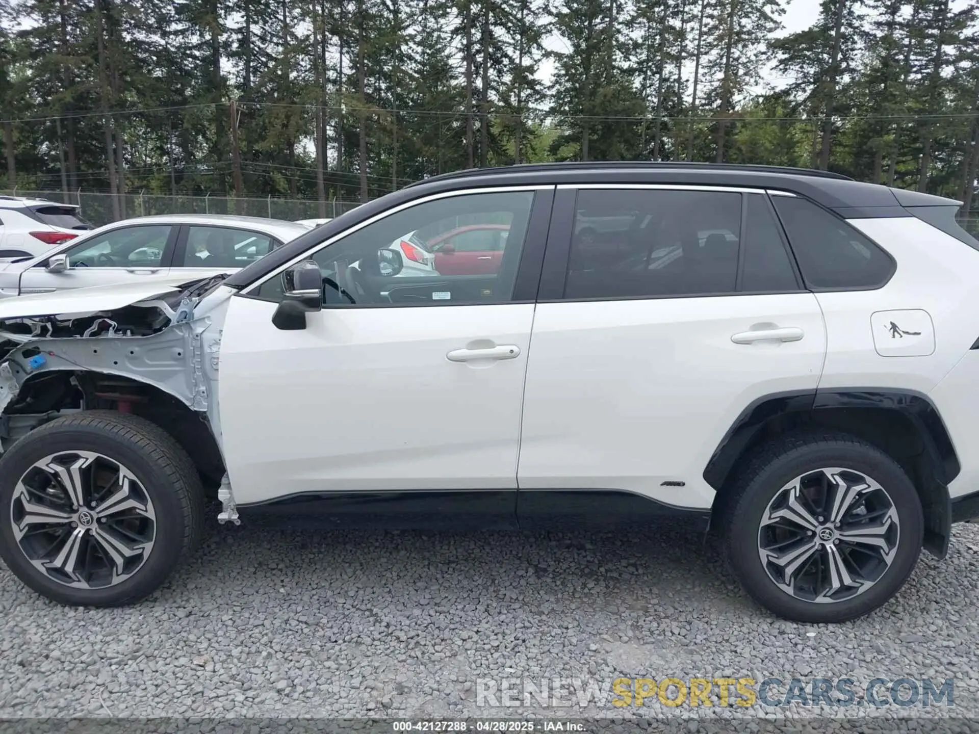 15 Photograph of a damaged car JTMEB3FV1ND100256 TOYOTA RAV4 PRIME 2022