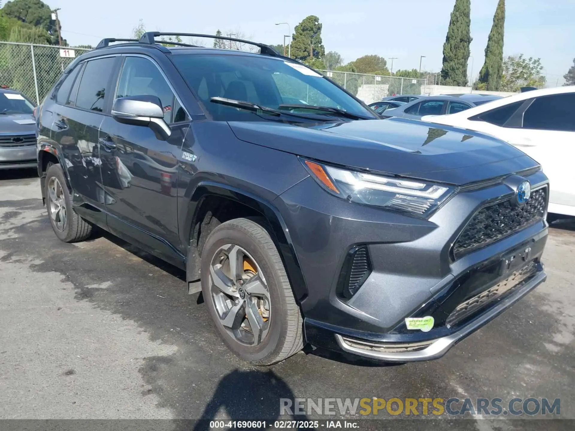 1 Photograph of a damaged car JTMAB3FV6PD132024 TOYOTA RAV4 PRIME 2023