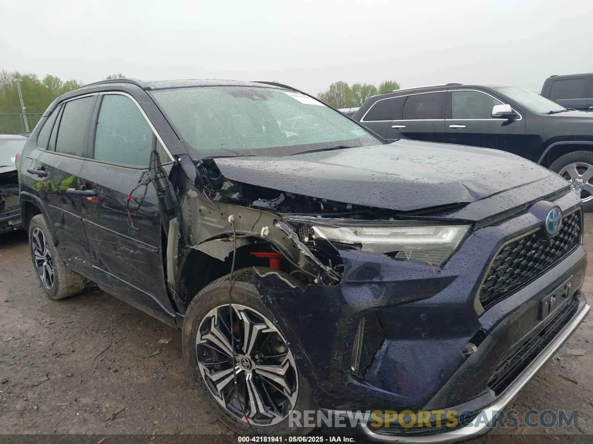6 Photograph of a damaged car JTMFB3FV7PD155995 TOYOTA RAV4 PRIME 2023