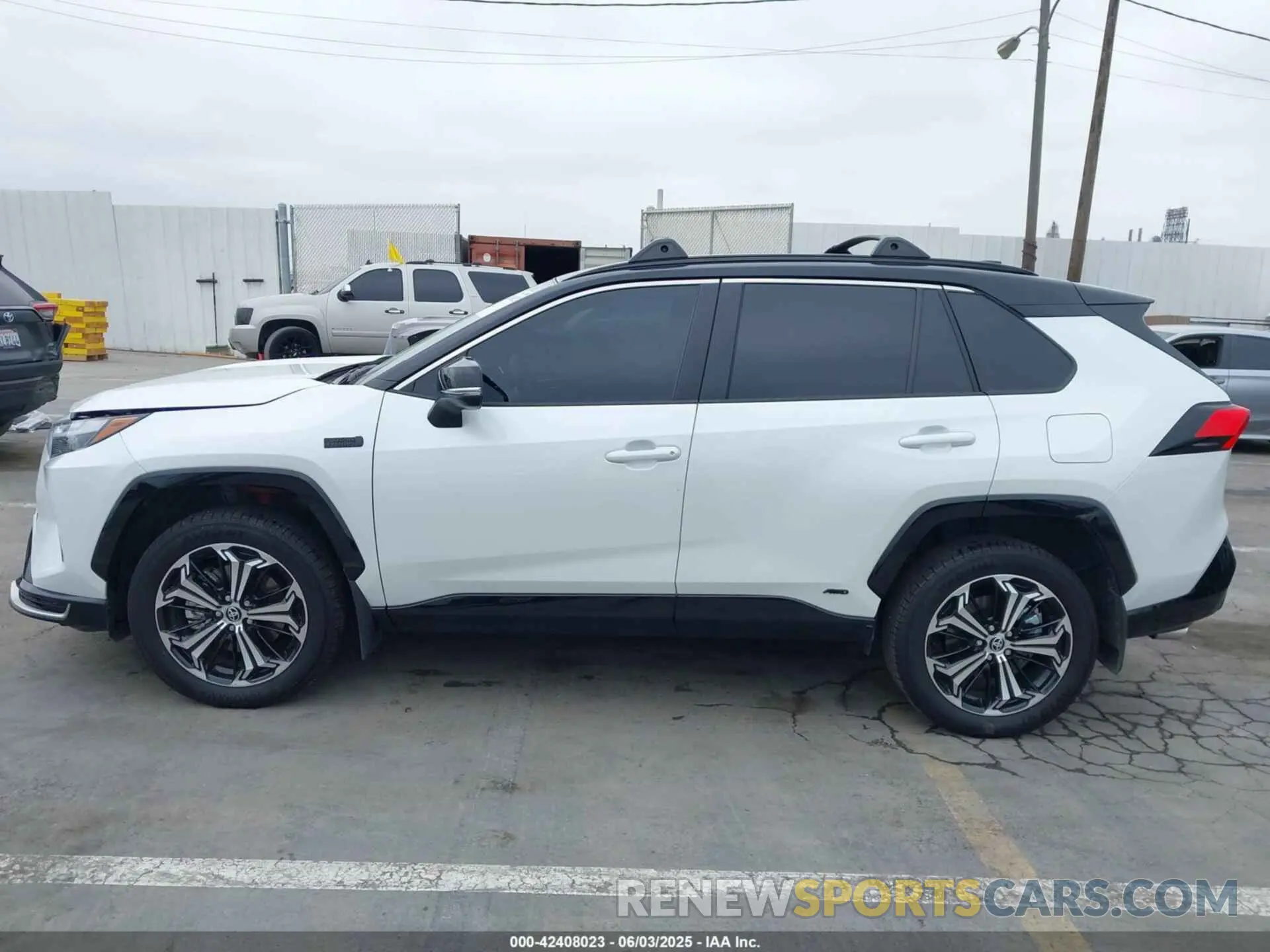 14 Photograph of a damaged car JTMEB3FV0RD228591 TOYOTA RAV4 PRIME 2024