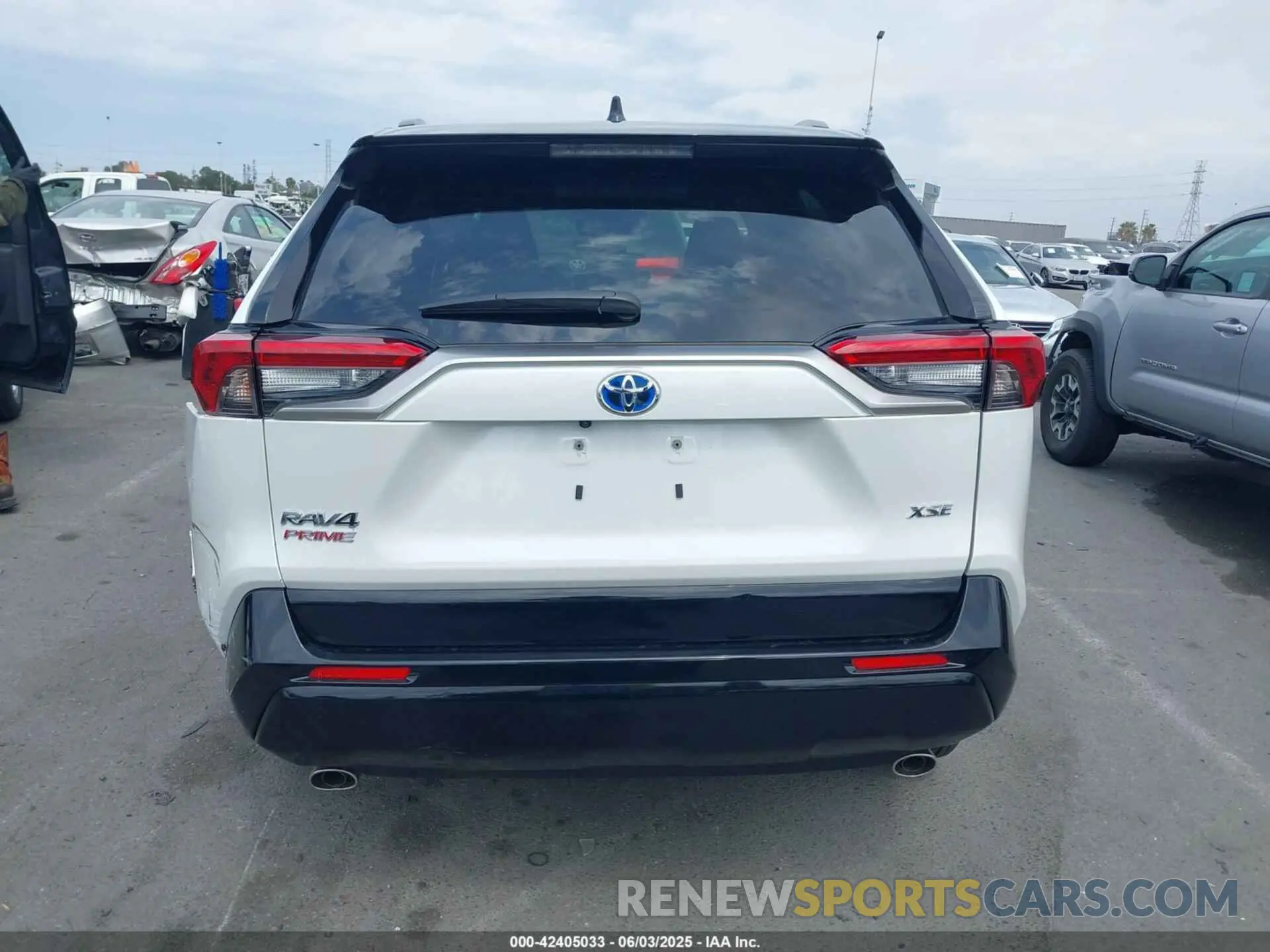 16 Photograph of a damaged car JTMEB3FV6RD186007 TOYOTA RAV4 PRIME 2024