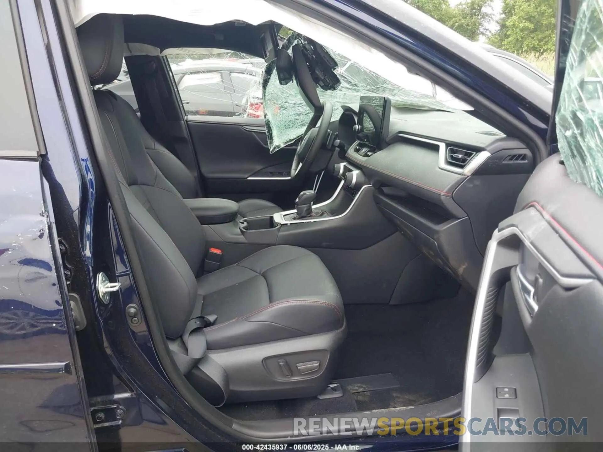 5 Photograph of a damaged car JTMFB3FV4RD220868 TOYOTA RAV4 PRIME 2024