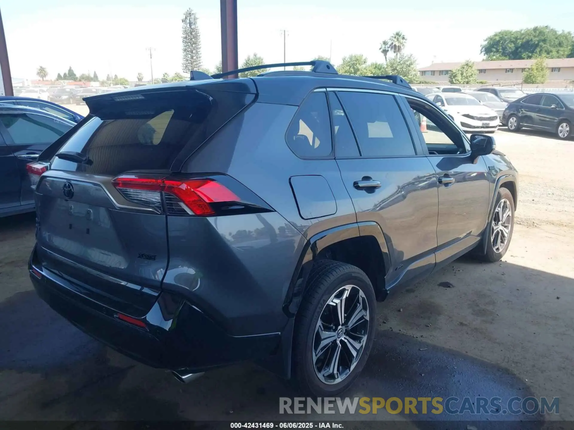 4 Photograph of a damaged car JTMFB3FV6RD207359 TOYOTA RAV4 PRIME 2024