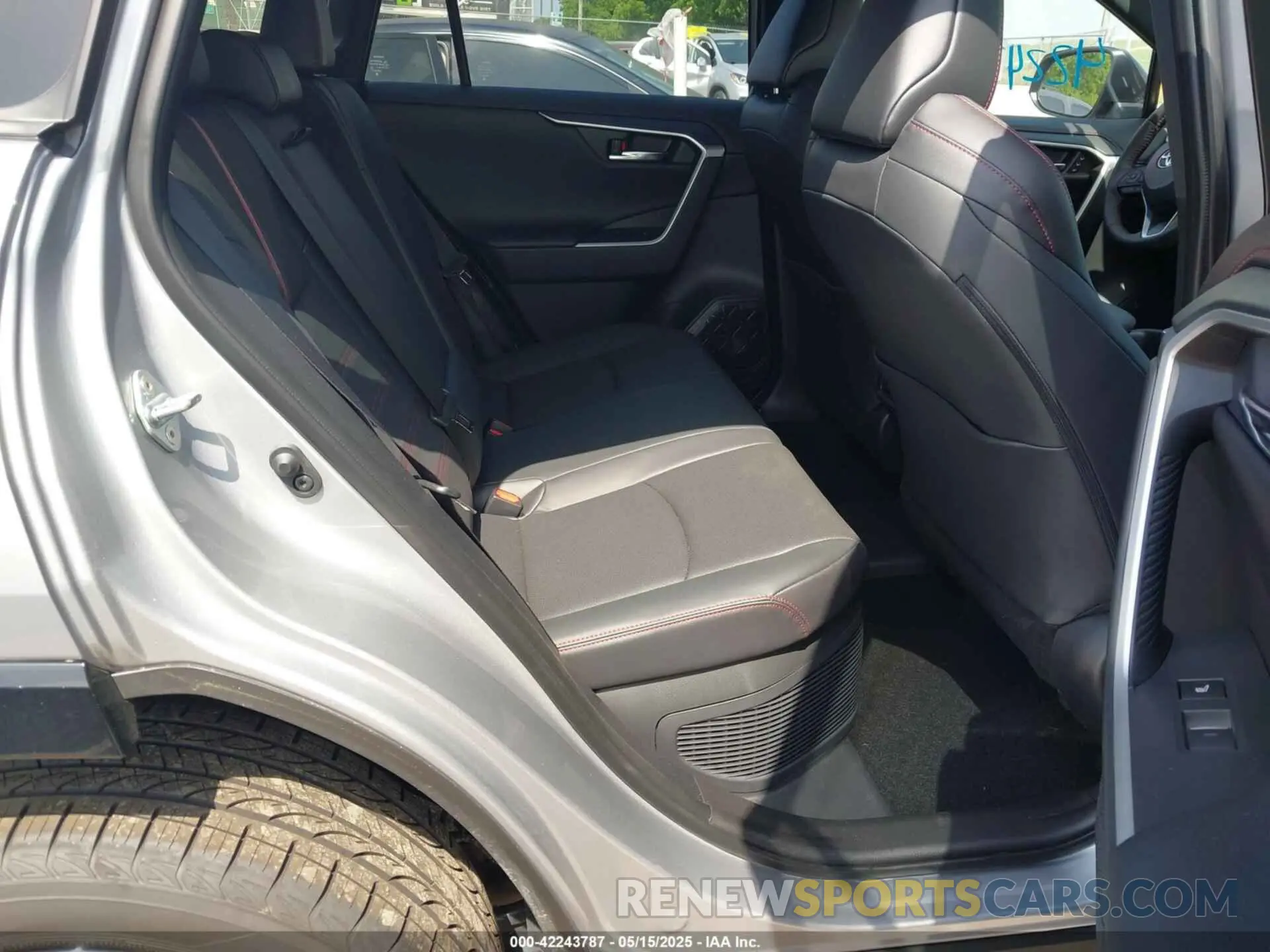 8 Photograph of a damaged car JTMFB3FVXRD226108 TOYOTA RAV4 PRIME 2024