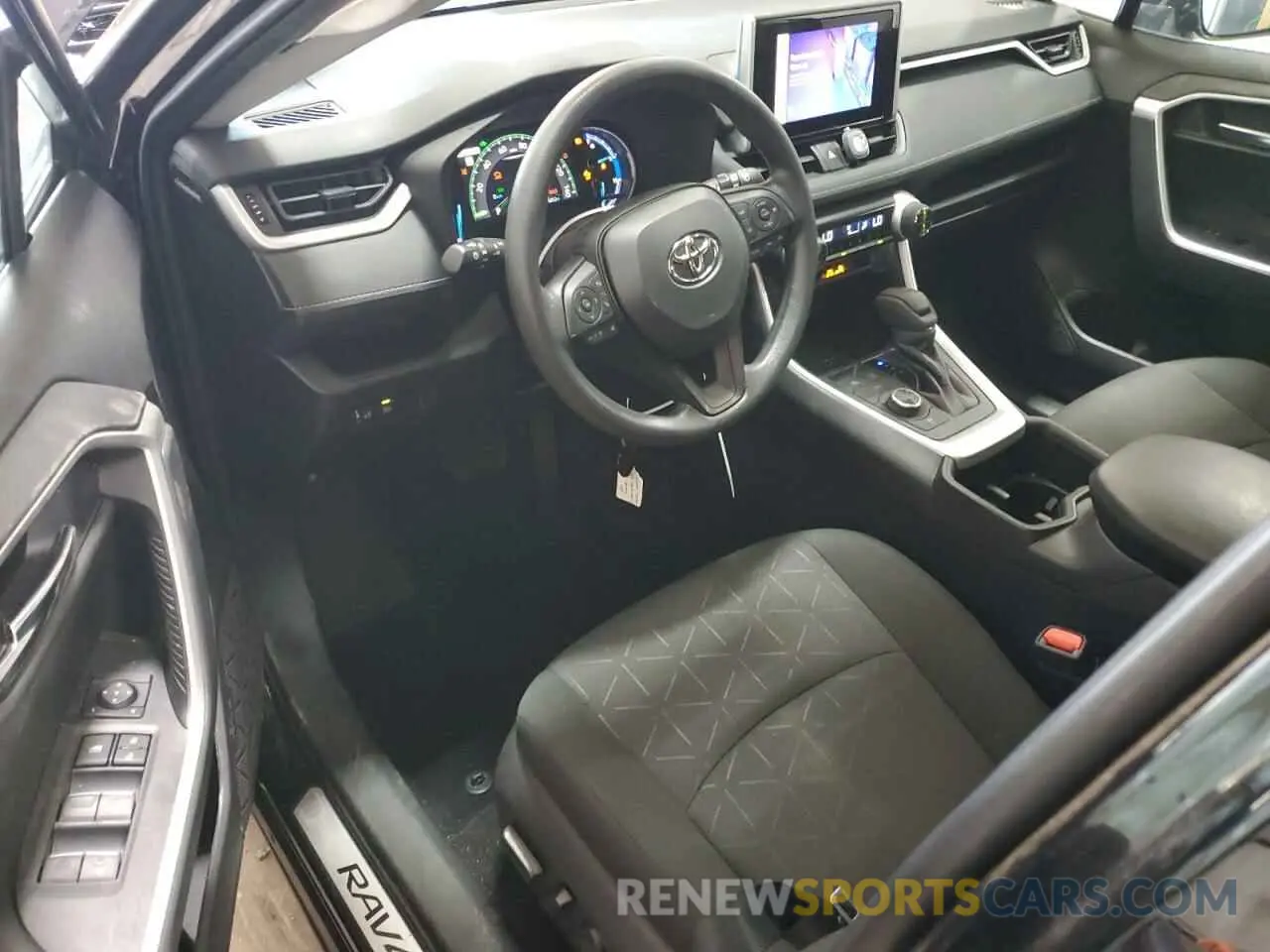 8 Photograph of a damaged car 2T3UWRFV4RW201948 TOYOTA RAV4 WOODL 2024