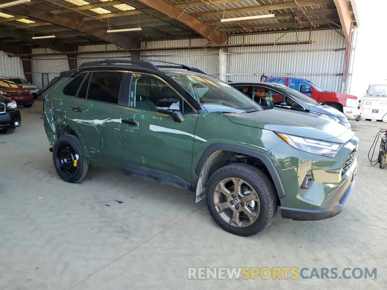 4 Photograph of a damaged car 2T3UWRFV4SW275960 TOYOTA RAV4 WOODL 2025