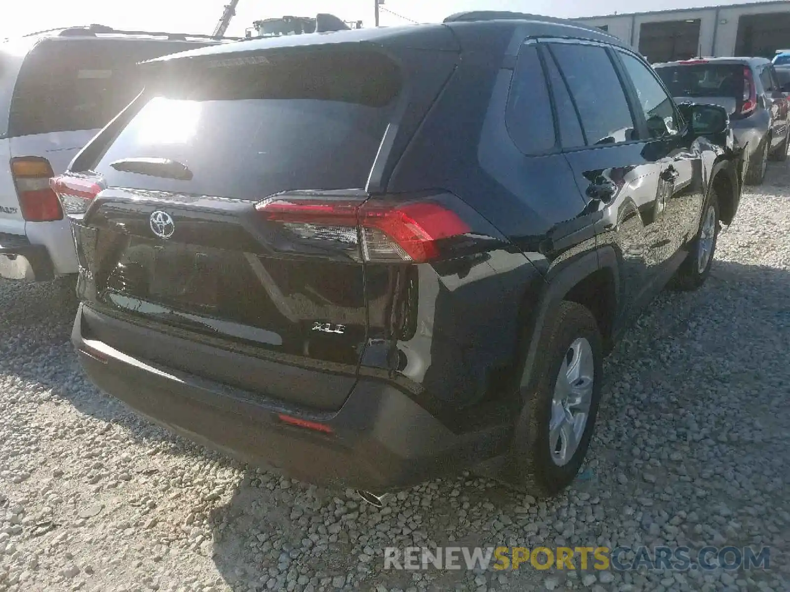 4 Photograph of a damaged car 2T3W1RFV2KC013539 TOYOTA RAV4 XLE 2019