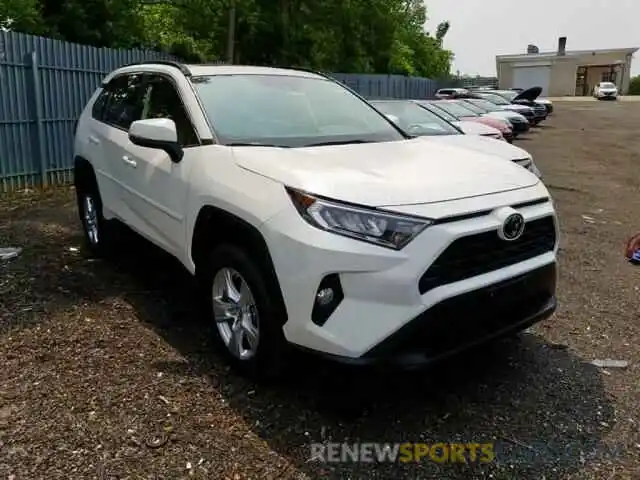 1 Photograph of a damaged car JTMP1RFV8KD004165 TOYOTA RAV4 XLE 2019