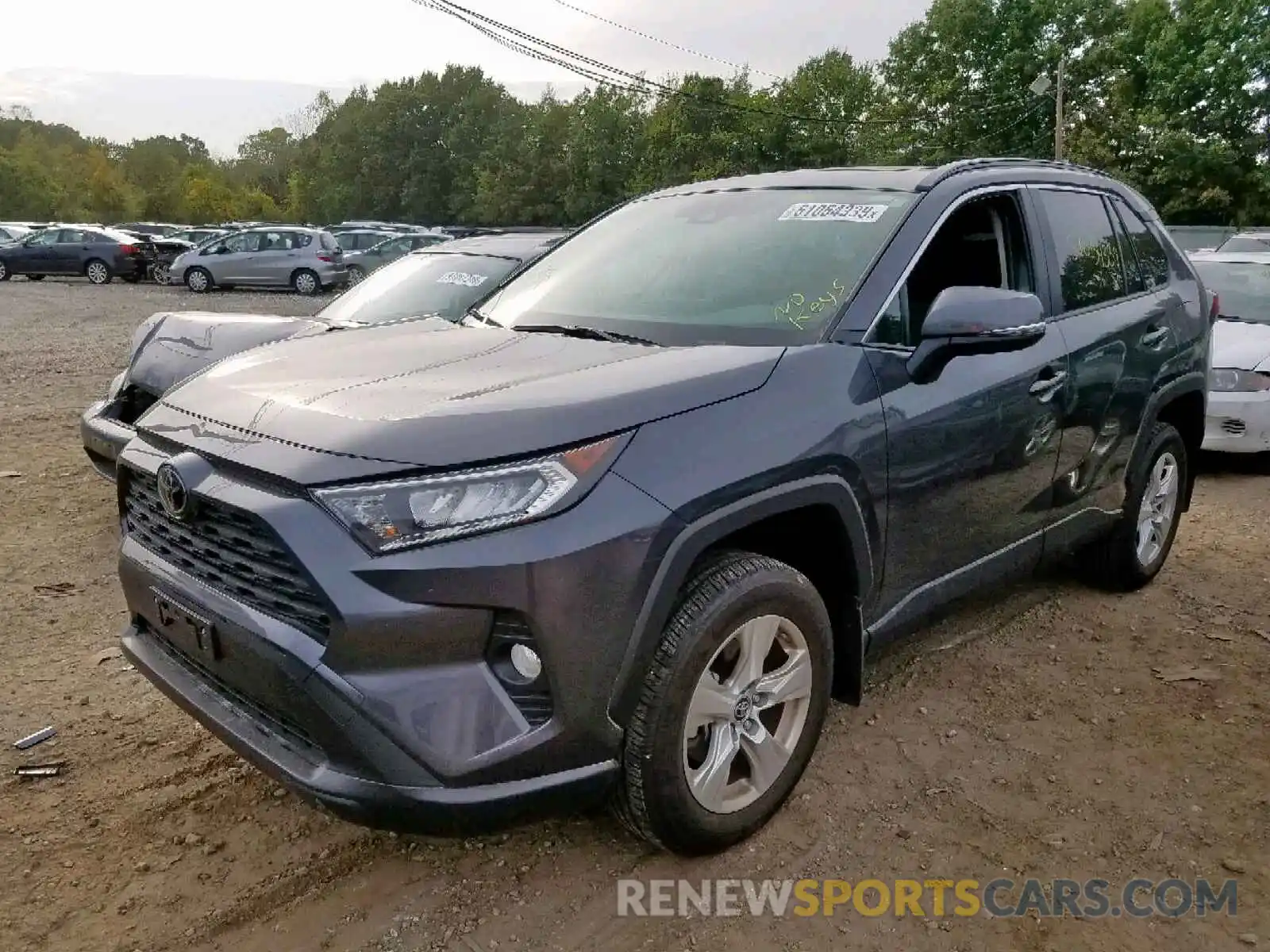 2 Photograph of a damaged car JTMP1RFVXKD006564 TOYOTA RAV4 XLE 2019