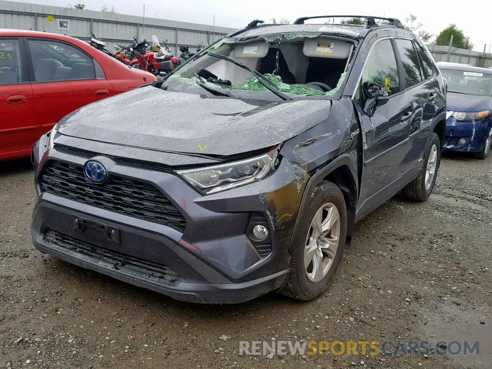 2 Photograph of a damaged car JTMRWRFVXKD002850 TOYOTA RAV4 XLE 2019