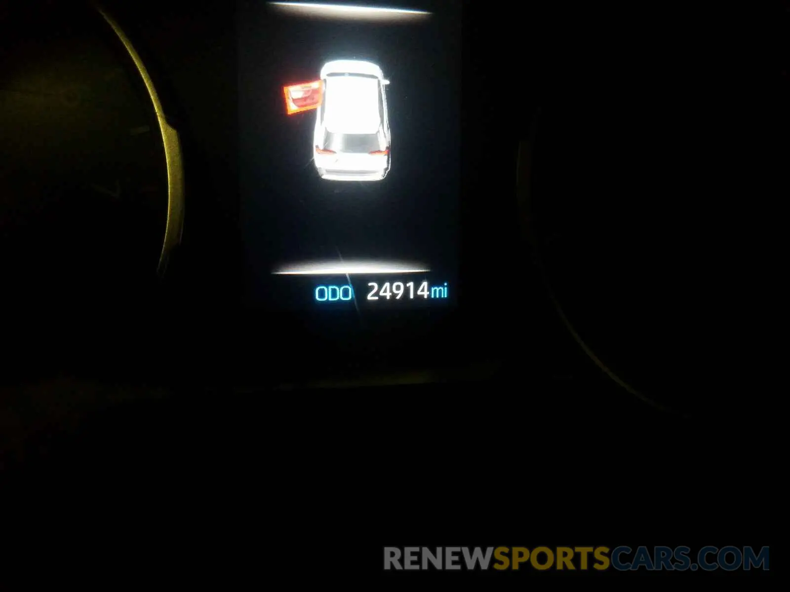 8 Photograph of a damaged car JTMW1RFV7KD506208 TOYOTA RAV4 XLE 2019