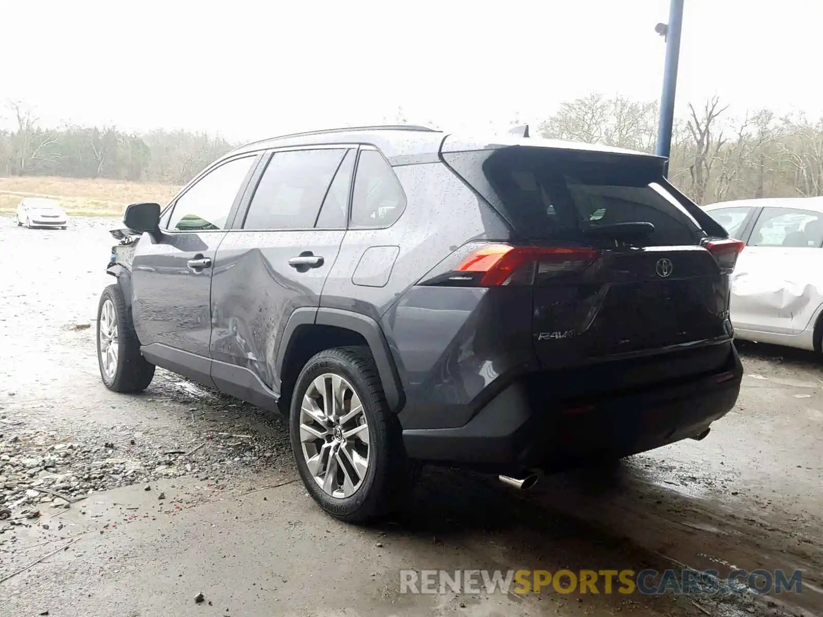 3 Photograph of a damaged car JTMA1RFV7KD011937 TOYOTA RAV4 XLE P 2019