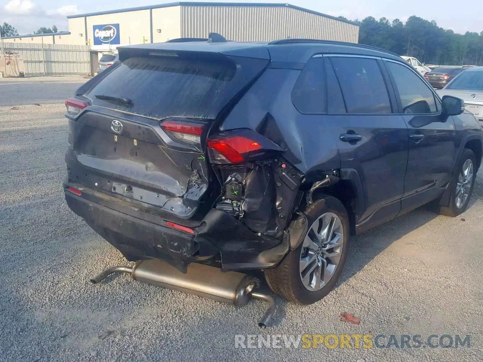 9 Photograph of a damaged car JTMC1RFV6KD506087 TOYOTA RAV4 XLE P 2019