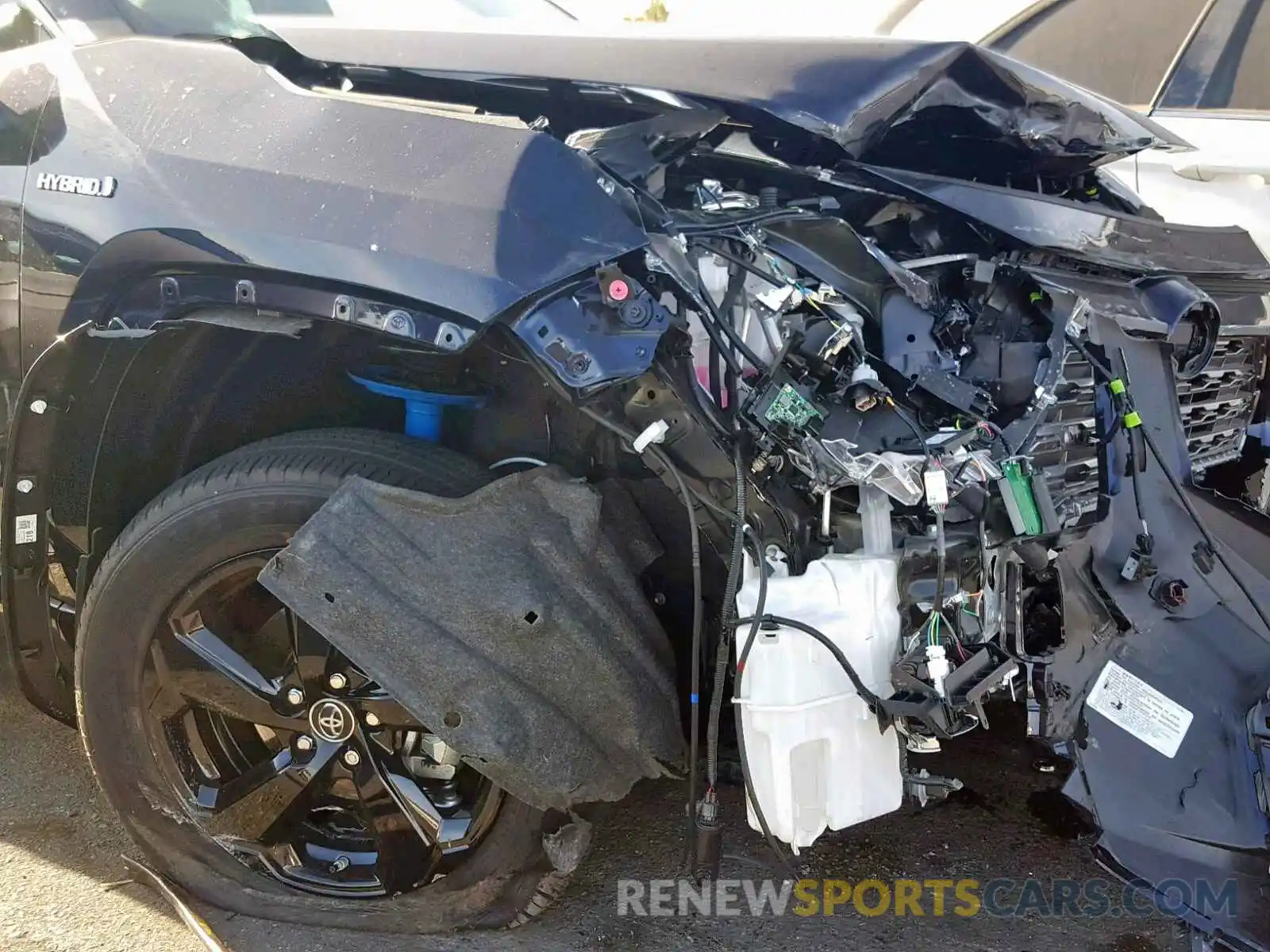 9 Photograph of a damaged car JTMEWRFV7KD518744 TOYOTA RAV4 XSE 2019