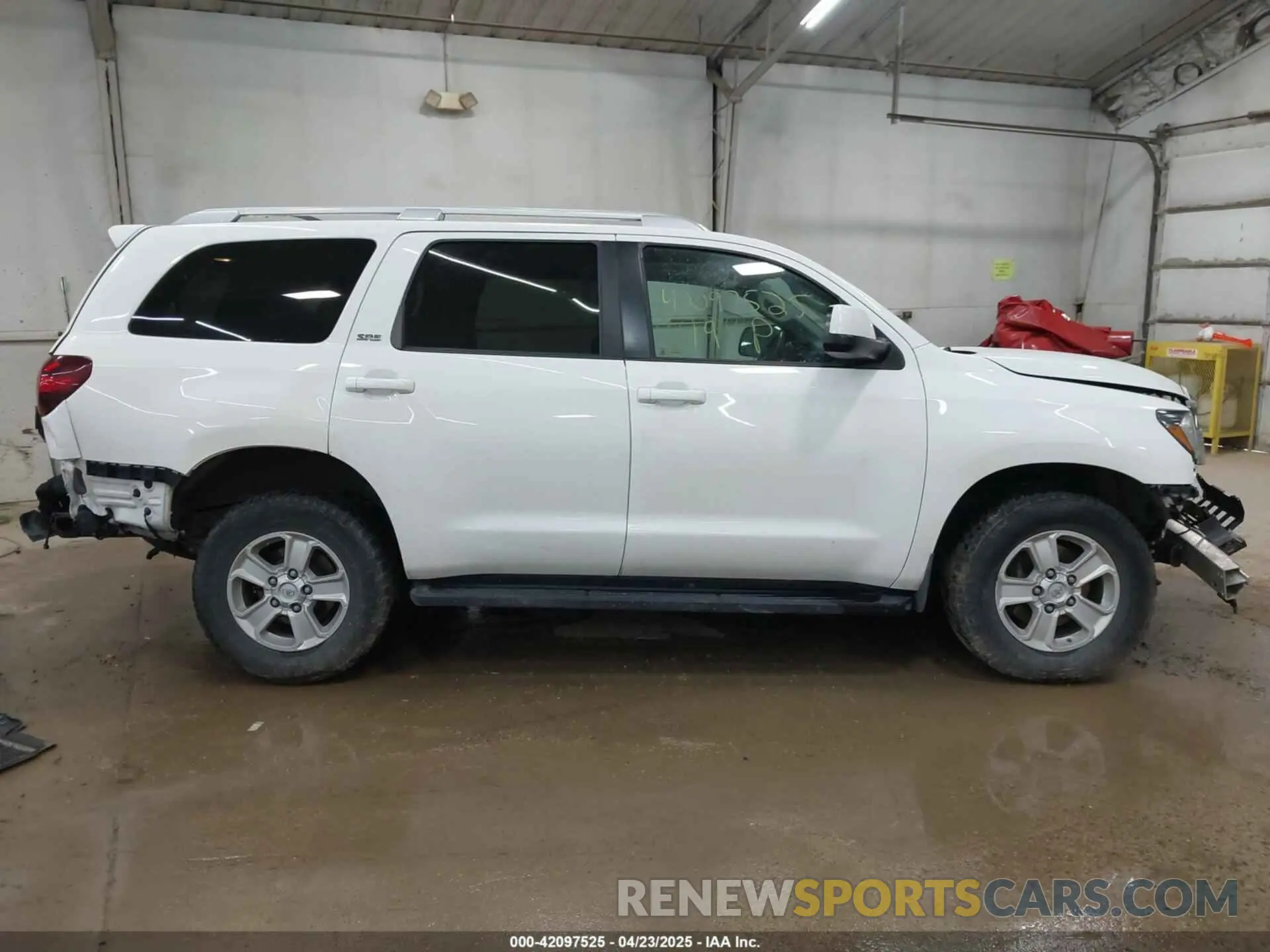 13 Photograph of a damaged car 5TDBY5G11KS166492 TOYOTA SEQUOIA 2019