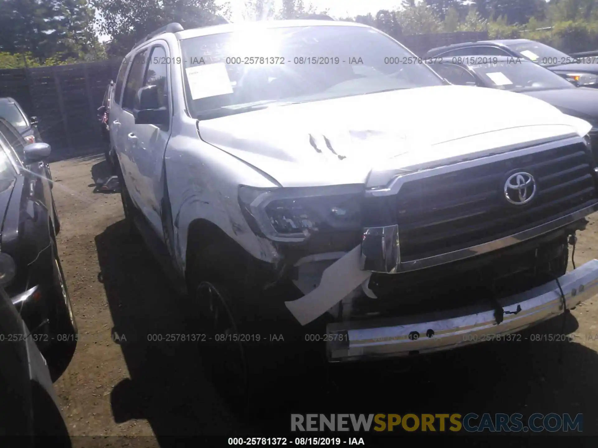 1 Photograph of a damaged car 5TDBY5G11KS170817 TOYOTA SEQUOIA 2019