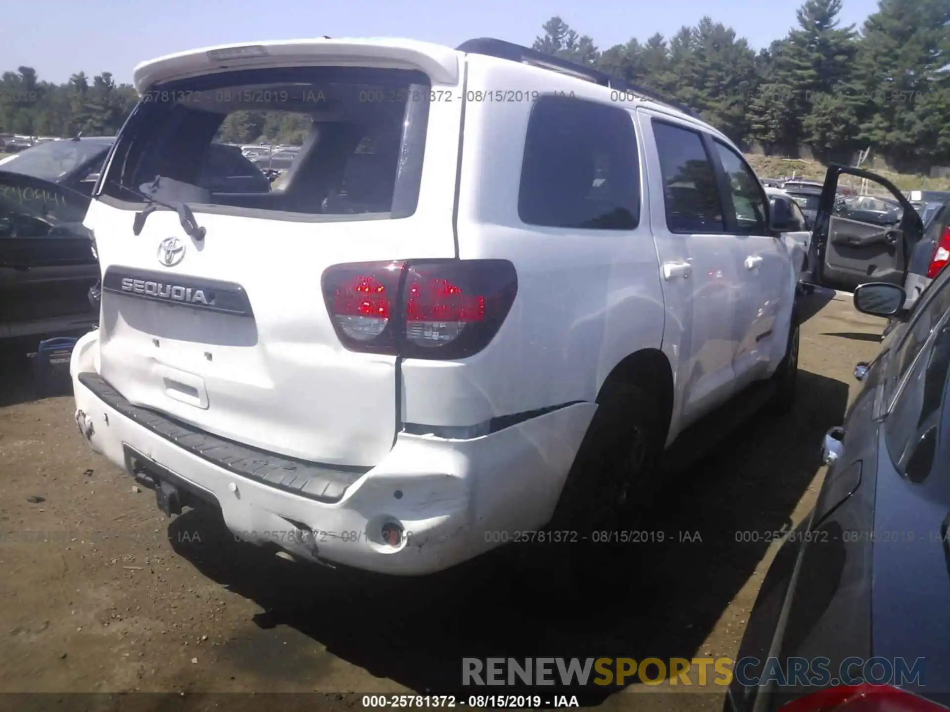 4 Photograph of a damaged car 5TDBY5G11KS170817 TOYOTA SEQUOIA 2019