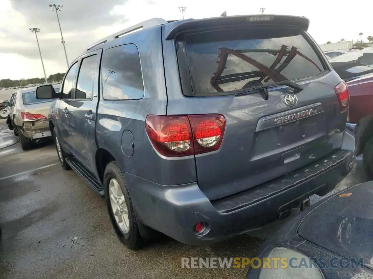 2 Photograph of a damaged car 5TDBY5G11KS174849 TOYOTA SEQUOIA 2019