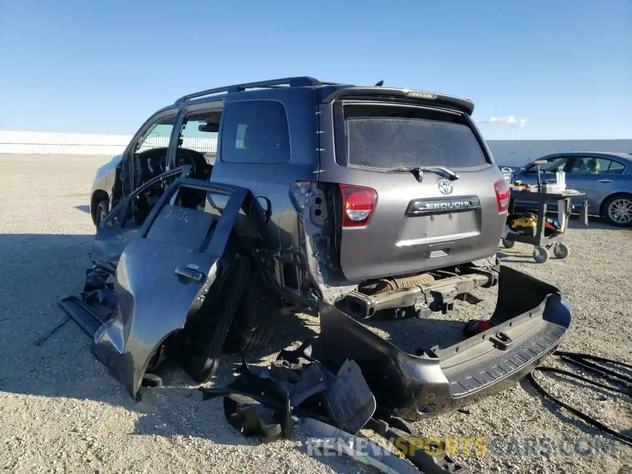 3 Photograph of a damaged car 5TDBY5G12KS165707 TOYOTA SEQUOIA 2019