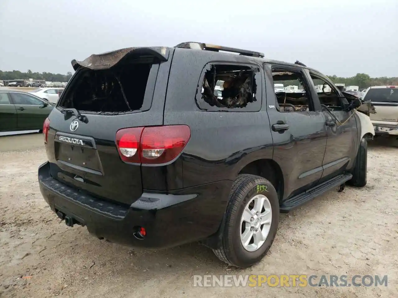 4 Photograph of a damaged car 5TDBY5G13KS171239 TOYOTA SEQUOIA 2019