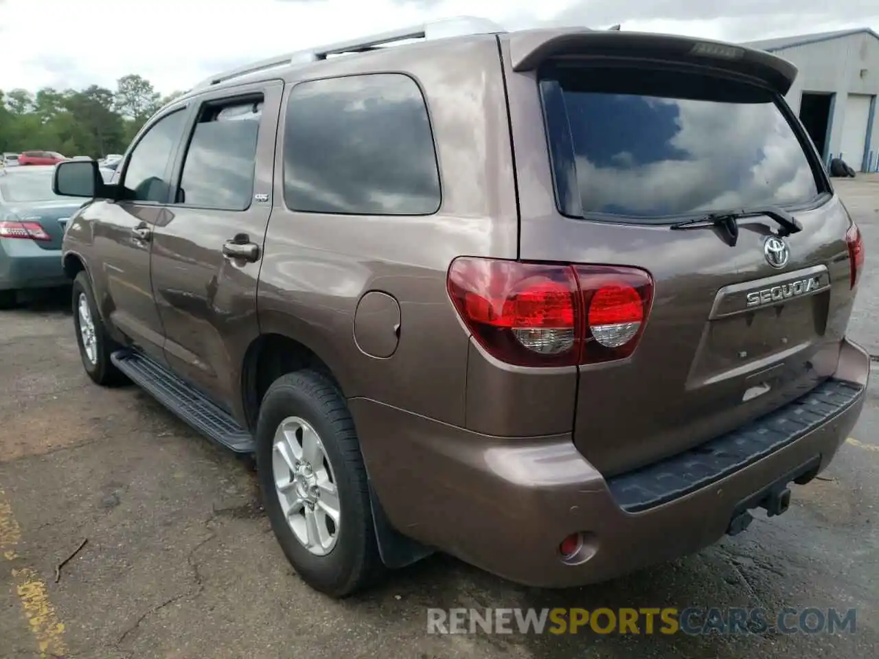 3 Photograph of a damaged car 5TDBY5G13KS174500 TOYOTA SEQUOIA 2019