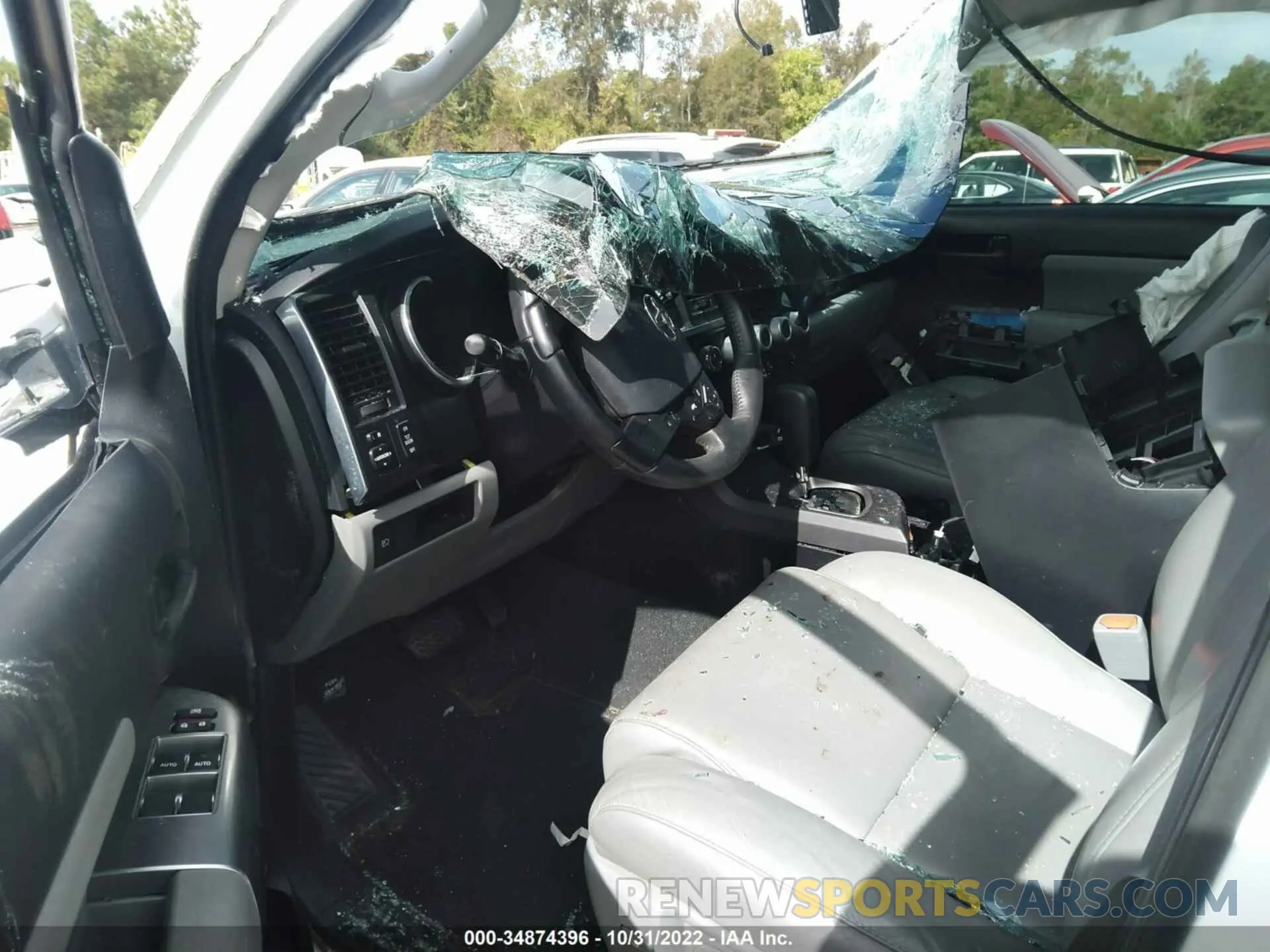 5 Photograph of a damaged car 5TDBY5G13KS174562 TOYOTA SEQUOIA 2019