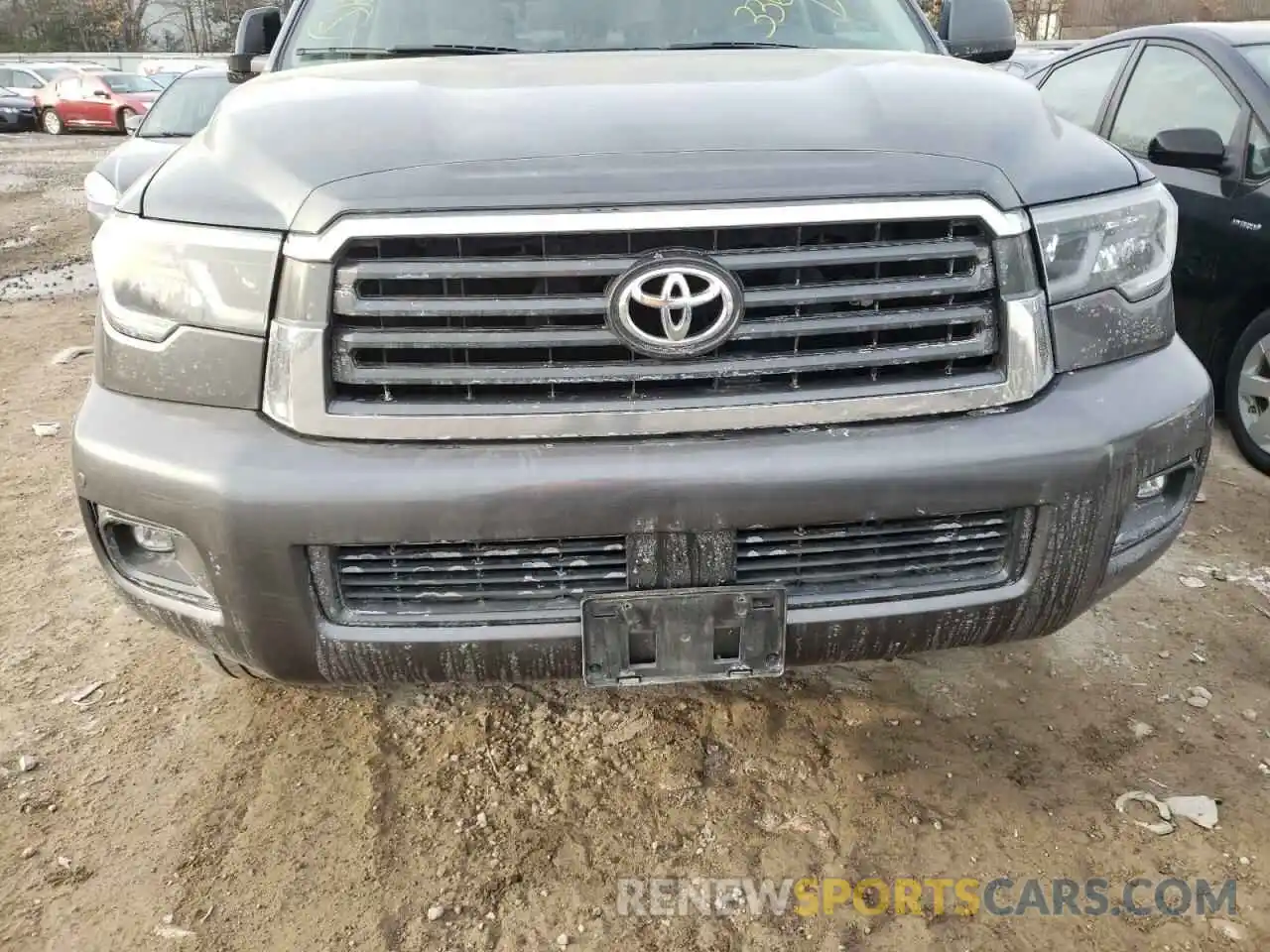 9 Photograph of a damaged car 5TDBY5G16KS169663 TOYOTA SEQUOIA 2019