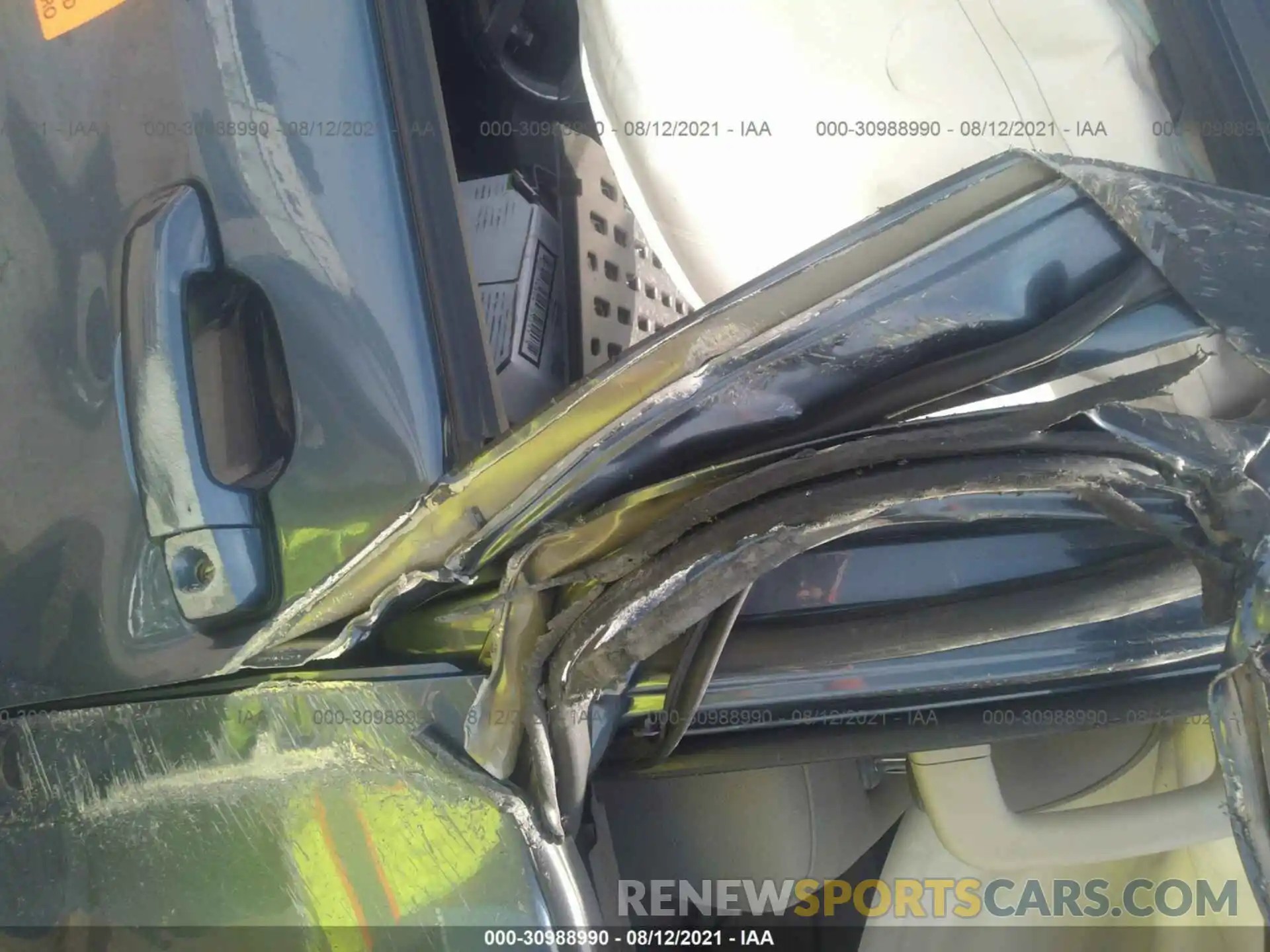 9 Photograph of a damaged car 5TDBY5G16KS171090 TOYOTA SEQUOIA 2019