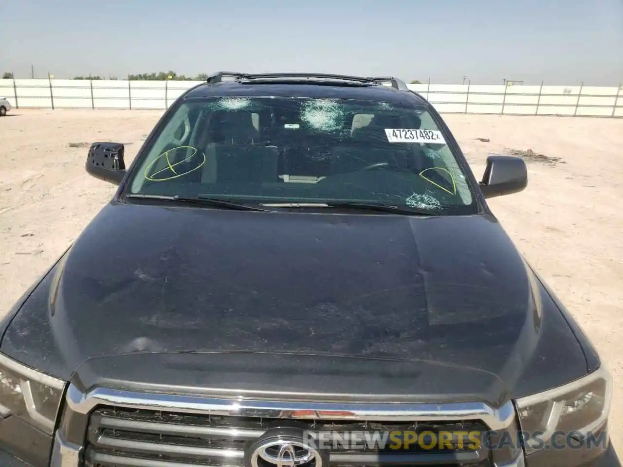 9 Photograph of a damaged car 5TDBY5G17KS166626 TOYOTA SEQUOIA 2019