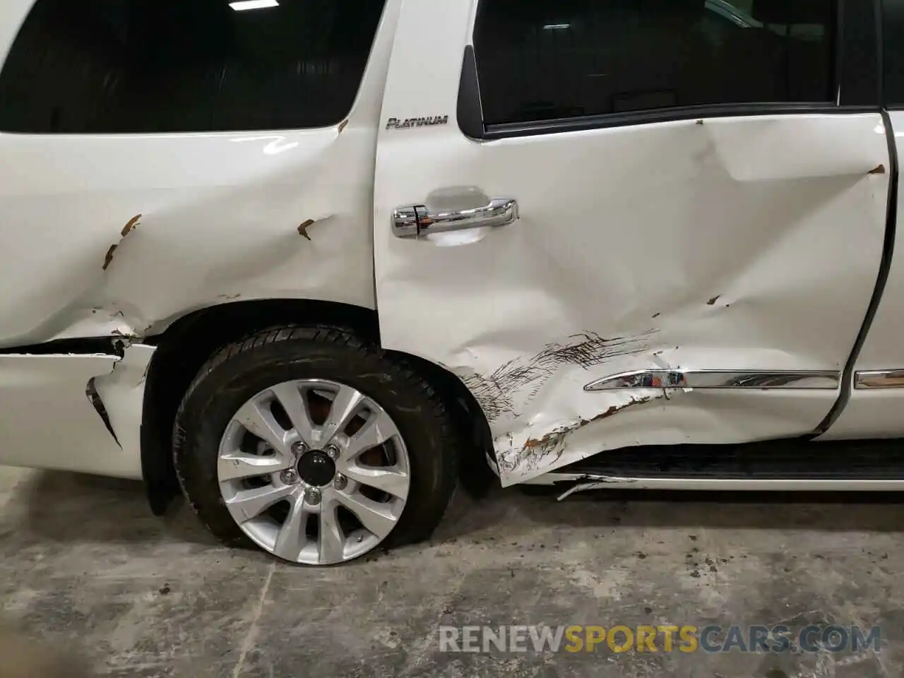 9 Photograph of a damaged car 5TDDY5G12KS167210 TOYOTA SEQUOIA 2019